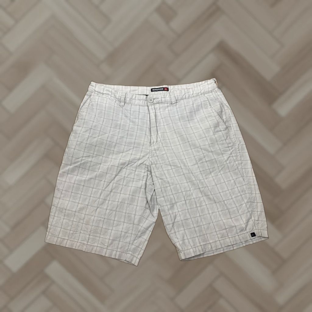 Quiksilver Quiksilver Mens Shorts Plaid Beige 34 Casual Beach Chino Pattern Men Size US 34 / EU 50 - 1 Thumbnail