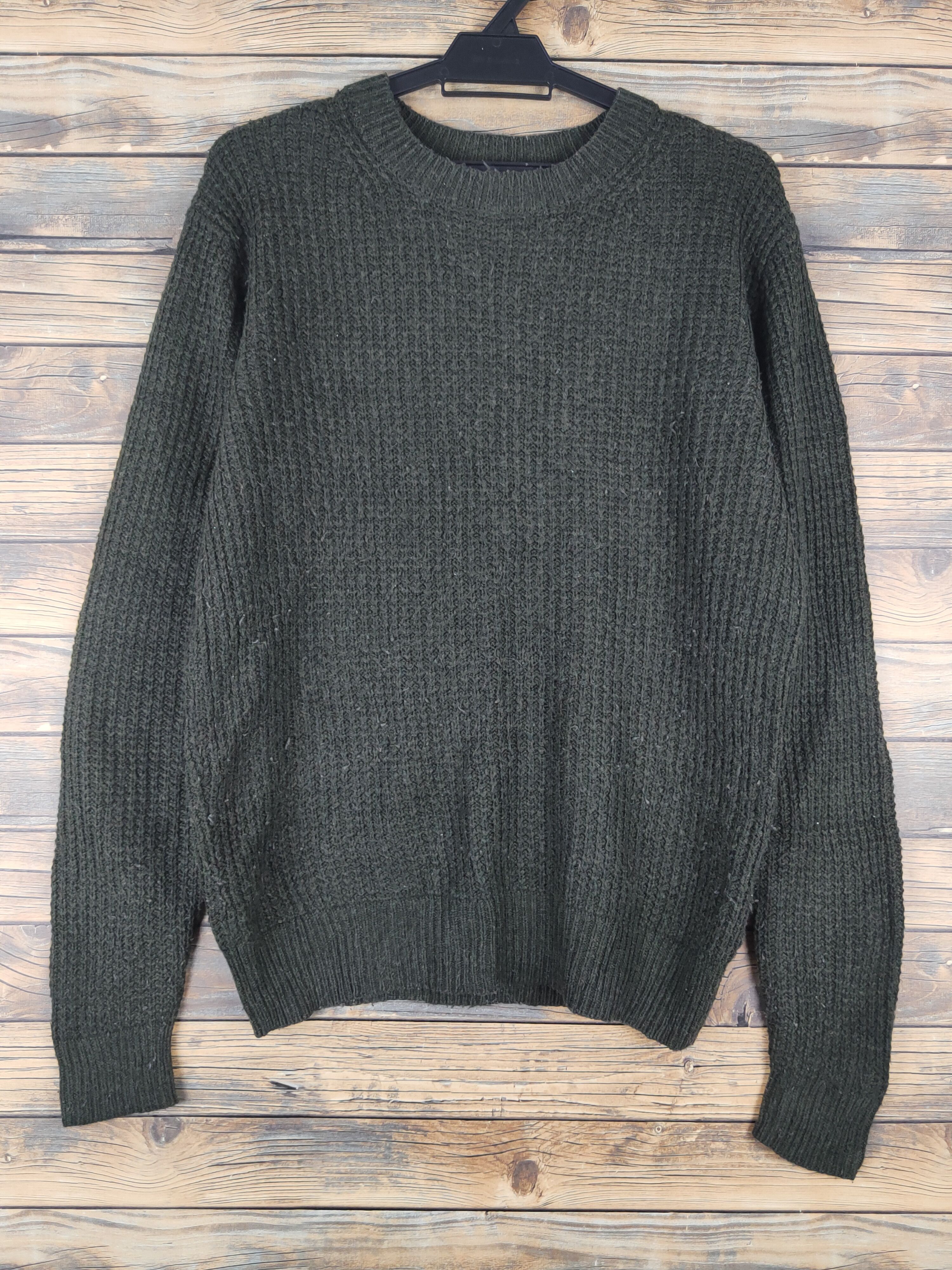 Uniqlo Dark Green Knitwear Sweatshirts #W1085