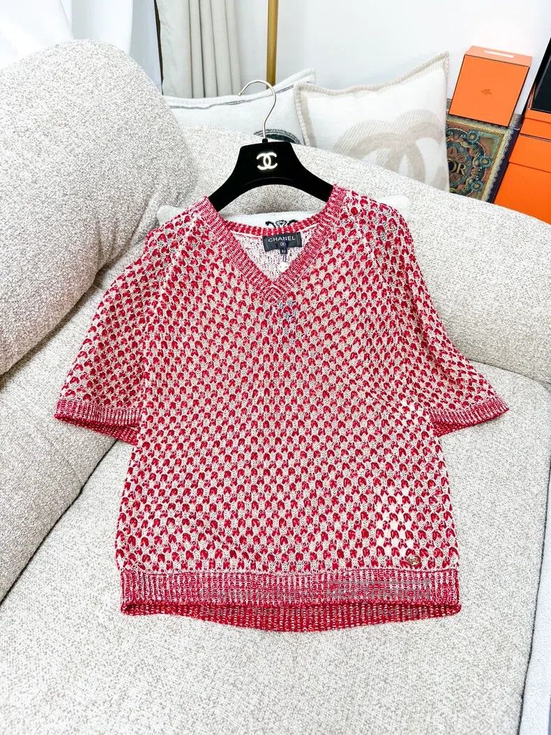 Chanel Chanel 17P red and white double-layer knitted short-sleeve Size XS / US 0-2 / IT 36-38 - 1 Thumbnail