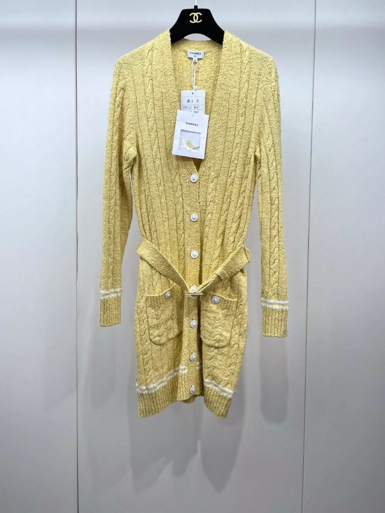 Chanel Chanel 22P yellow knitted belt dress 2504-Nextarrow Size XXS / US 00 / IT 34 - 1 Thumbnail