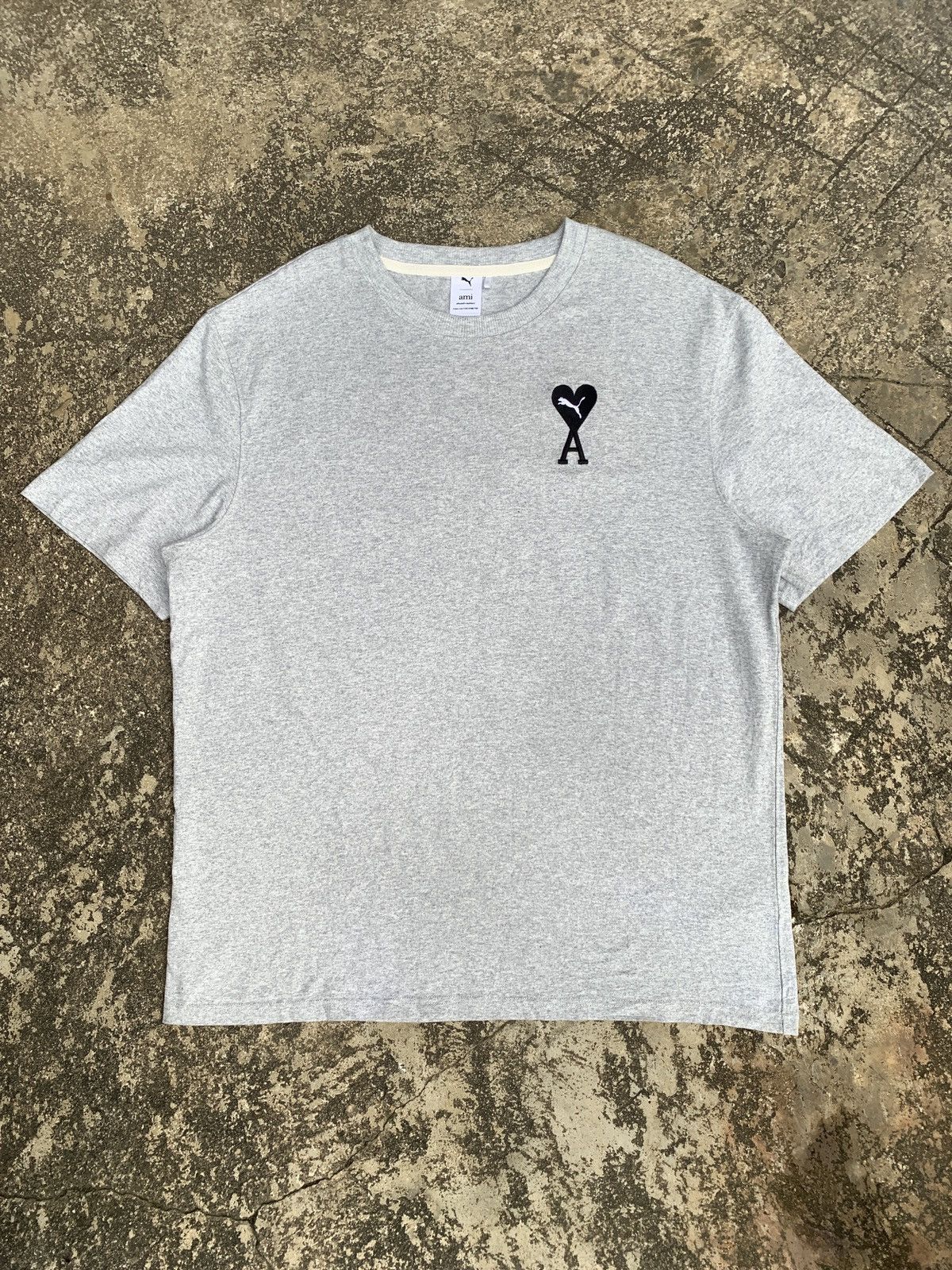 AMI × Puma Puma x AMI Light Grey Embroidery Logo Shortsleeve Tee Size US XL / EU 56 / 4 - 1 Thumbnail