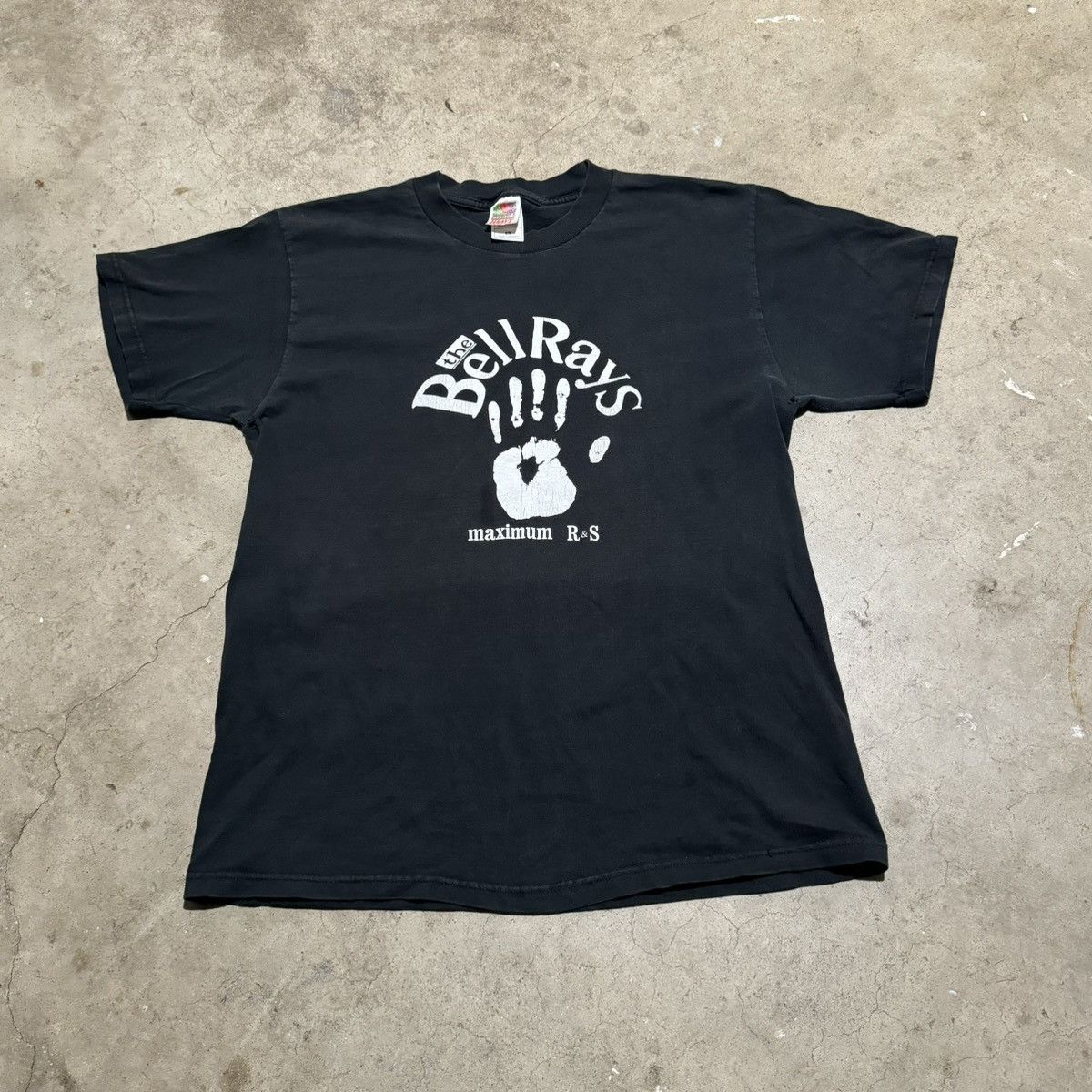 Band Tees VINTAGE 90s THE BELLRAYS ROCK BAND TEE! Size US L / EU 52-54 / 3 - 4 Thumbnail