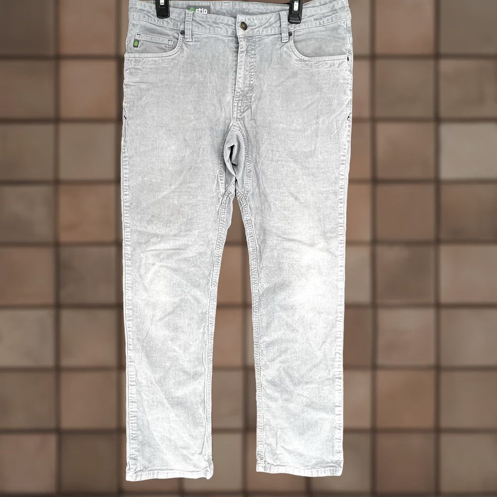 Vintage Stio Pants Mens 34x30 Gray Corduroy Rivet Cord Stretch Straight Chino Regular 5-Pocket Logo Wearable Mens Size US 34 / EU 50 - 1 Thumbnail