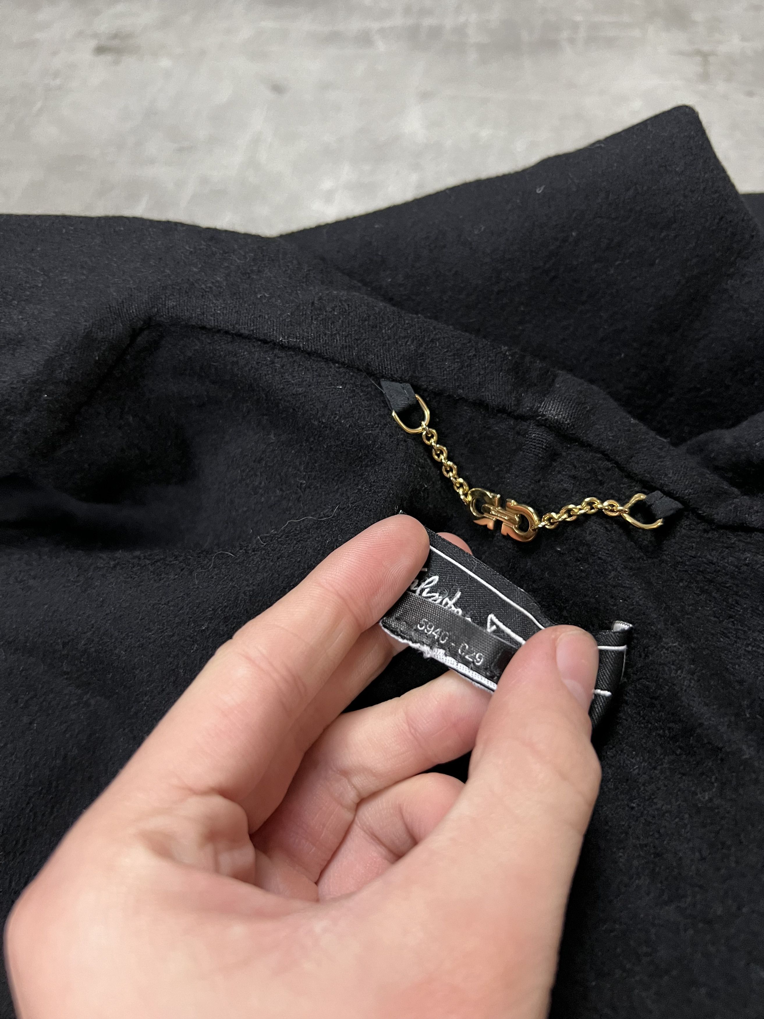 Salvatore Ferragamo salvatore ferragamo coat size M wool legit Size M / US 6-8 / IT 42-44 - 6 Thumbnail
