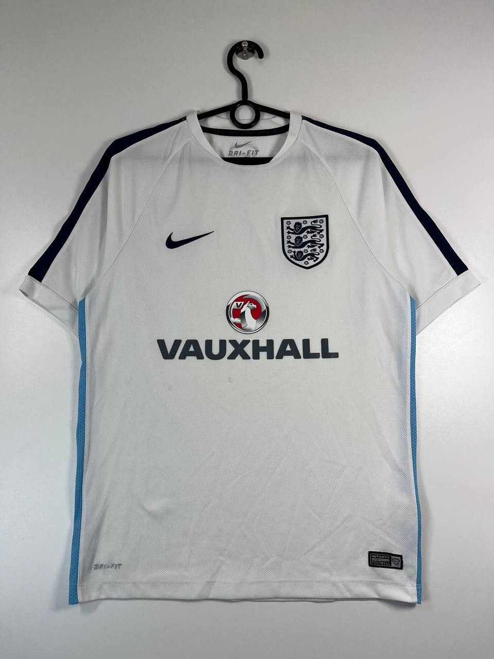 Nike England Training Shirt 2014/15 Vauxhall Nike Dri-Fit Size M Size US M / EU 48-50 / 2 - 1 Thumbnail