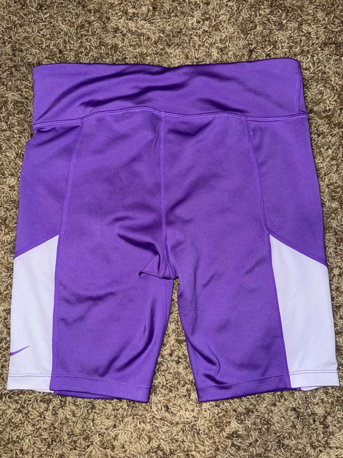 Nike Nike Trophy Girls Training Bike Compression Shorts Sample Size 24" / US 00 / IT 34 - 2 Thumbnail