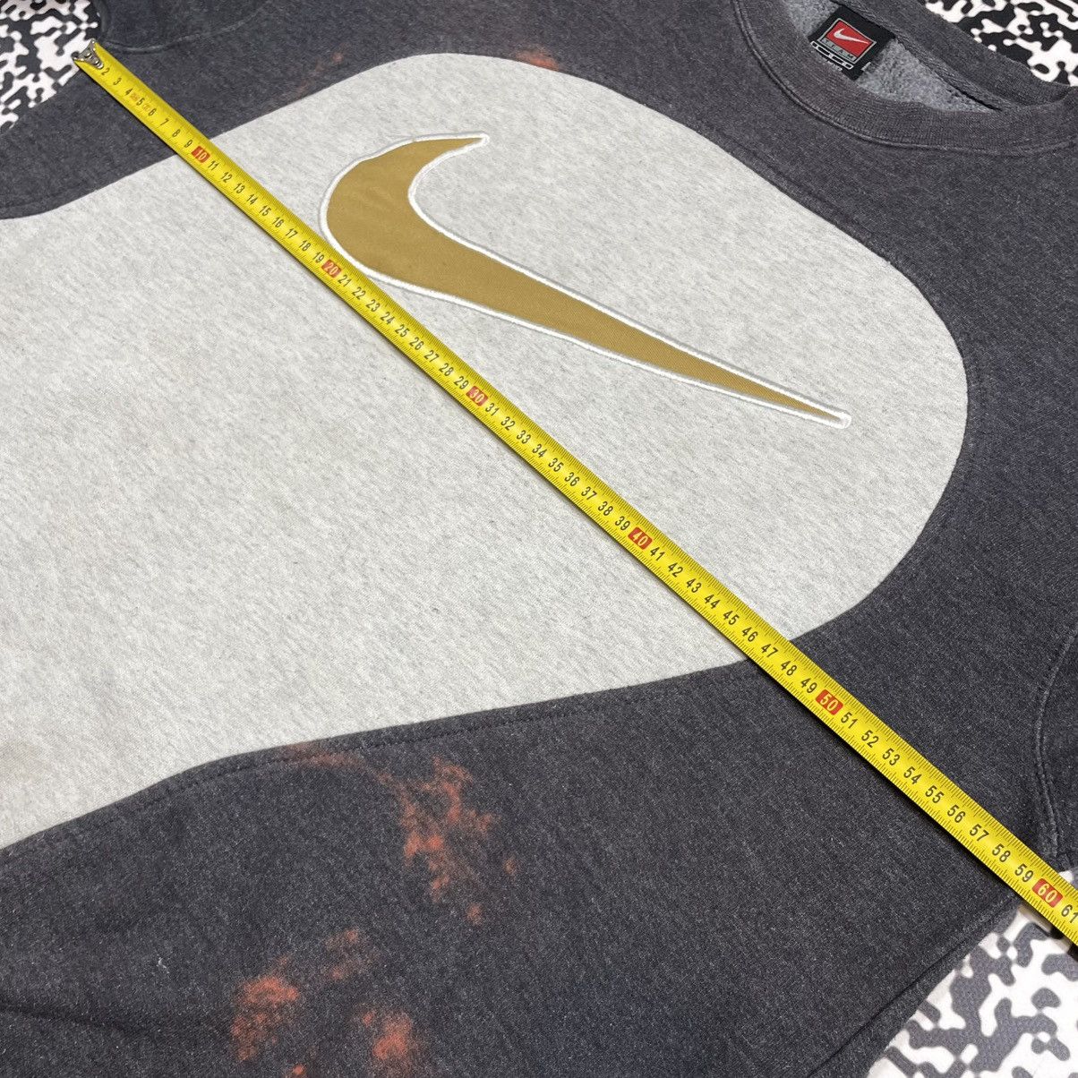 Nike Vintage 90s Nike Team Retro Rebone Distreessed Sweatshirt Size US L / EU 52-54 / 3 - 17 Thumbnail