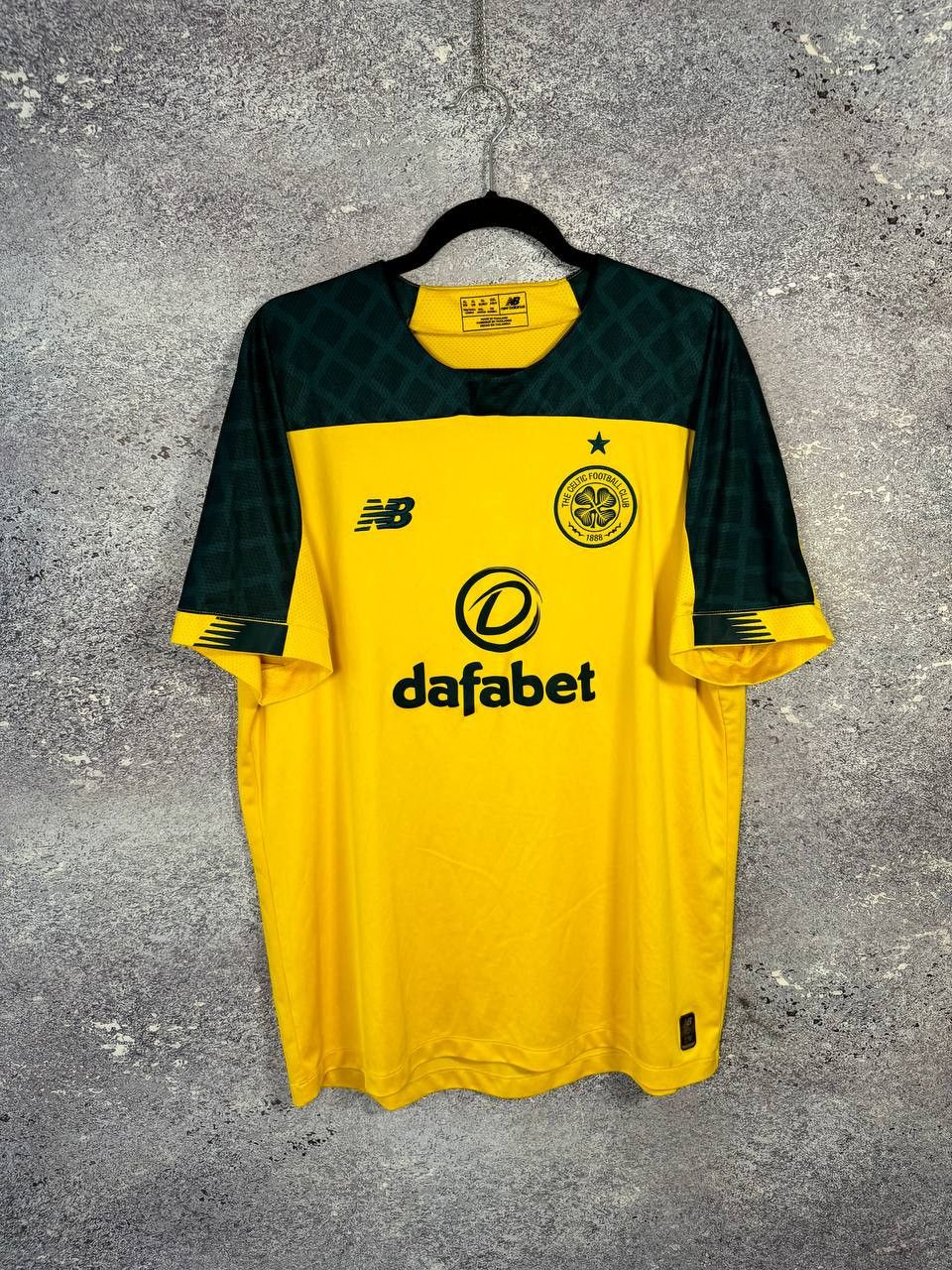 New Balance × Vintage Vintage Celtic 2019/20 New Balance Soccer Jersey Size US XL / EU 56 / 4 - 1 Thumbnail