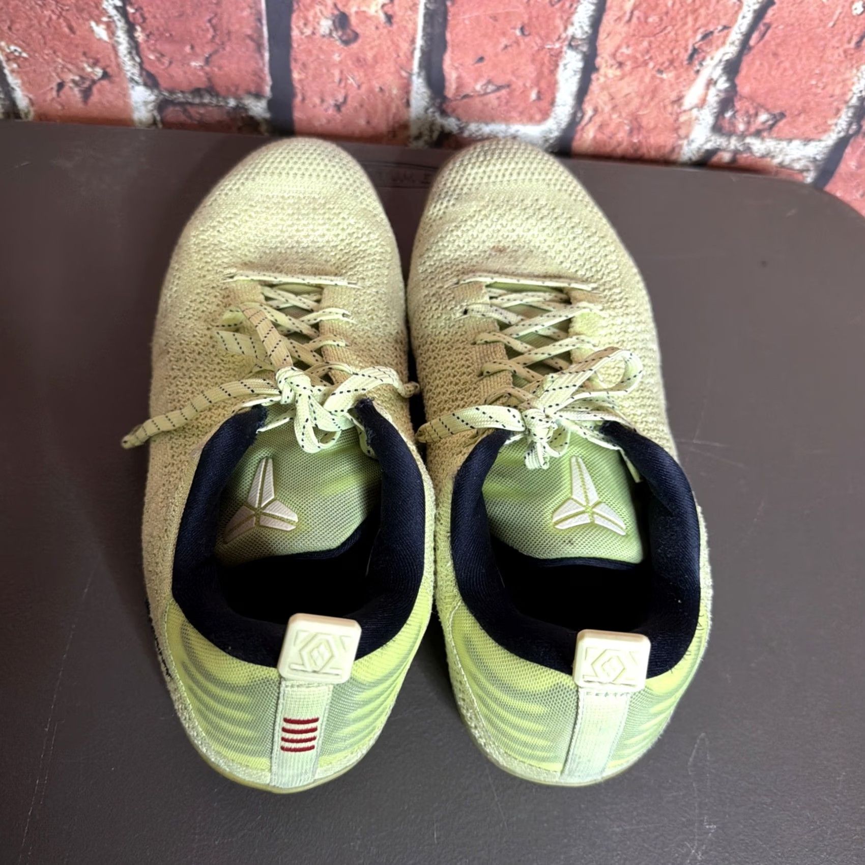 Nike Nike Kobe 11 Elite Low Ghost of Christmas Past Sneaker Men 10.5 Green 2016 Nike Kobe 11 Shoe" Size US 11 / EU 44 - 3 Thumbnail