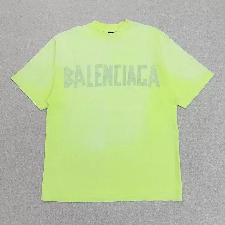 Balenciaga Balenciaga Logo Short Sleeve Shirt Size S-2505 Size US S / EU 44-46 / 1 - 2 Thumbnail