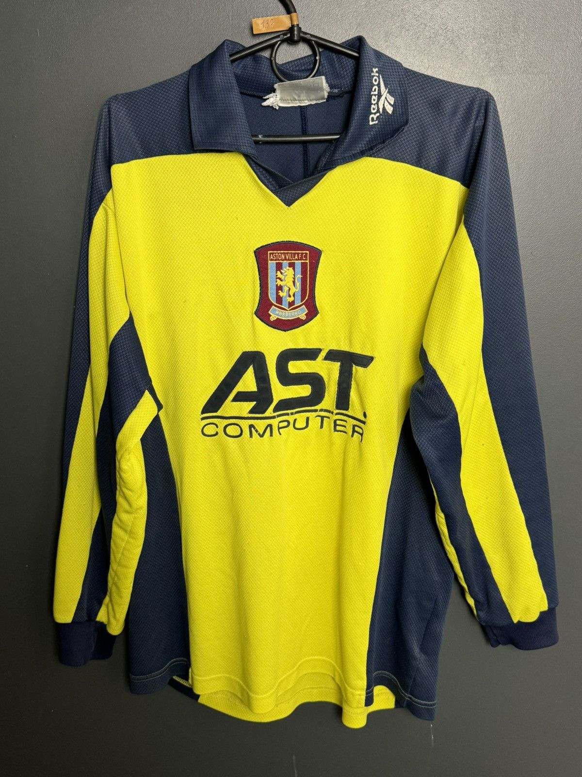 Reebok Aston Villa 97/98 Goalkeeper Football Long Sleeve Jersey Size US M / EU 48-50 / 2 - 1 Thumbnail