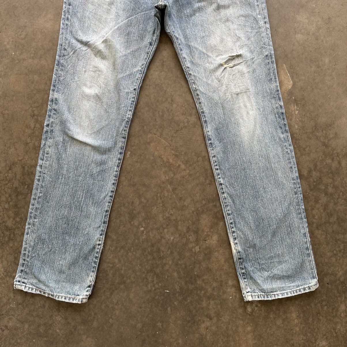 Japanese Brand Vintage Japanese Distressed Faded Denim Jean Pant W33 Size US 33 - 2 Thumbnail