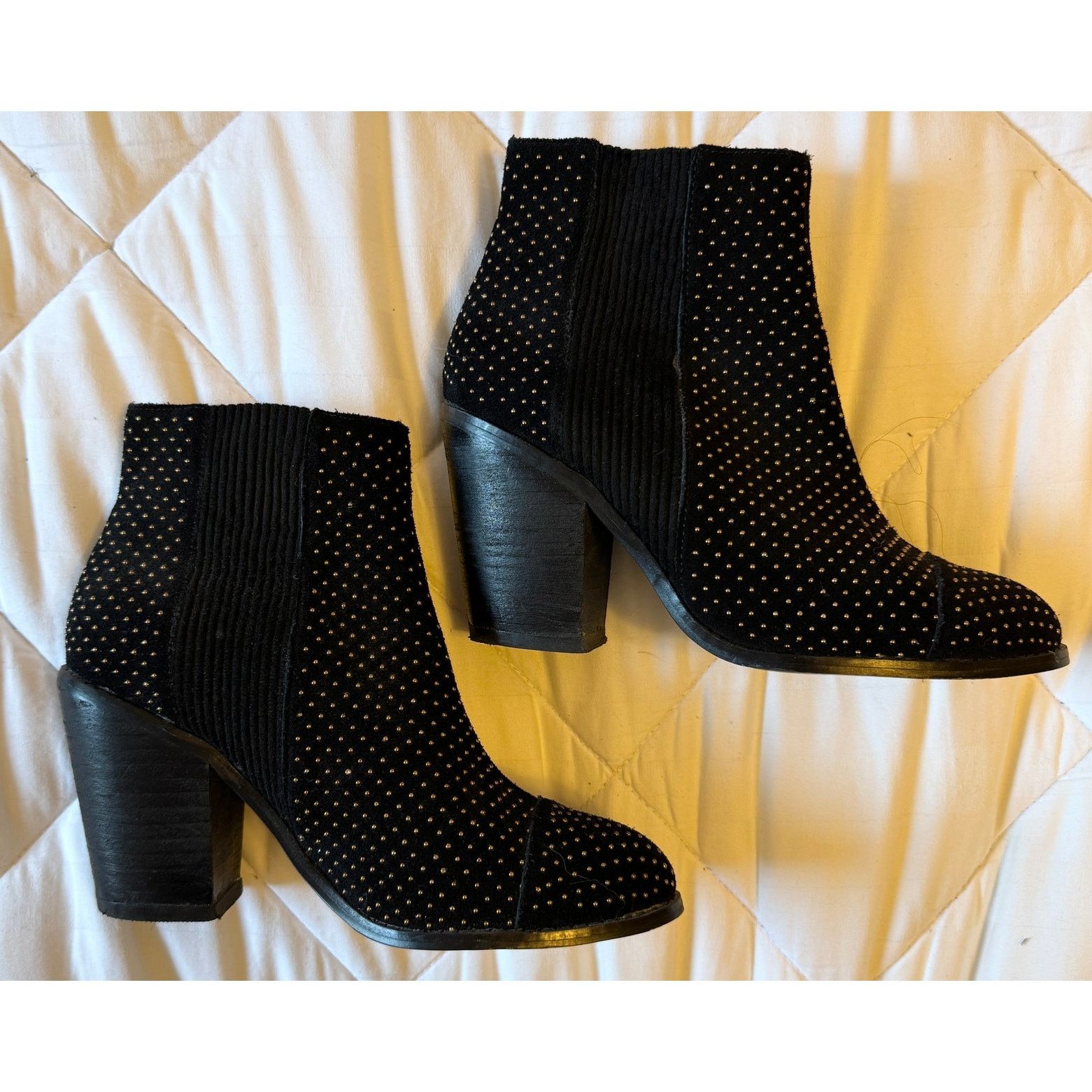 Anthropologie Anthropologie Studd Stack Heel Embellished Suede Ankle Boots Size US 7 / IT 37 - 3 Thumbnail