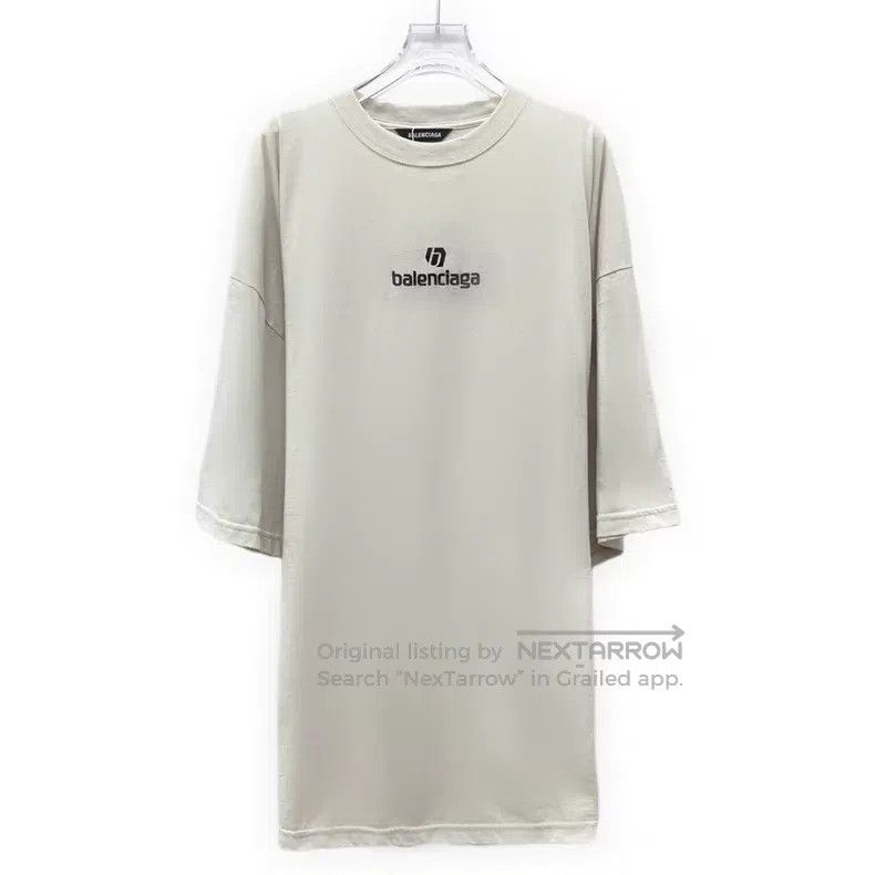 Balenciaga Balenciaga Apricot Logo Letter Embroidered Crew Neck Short Size US S / EU 44-46 / 1 - 1 Thumbnail