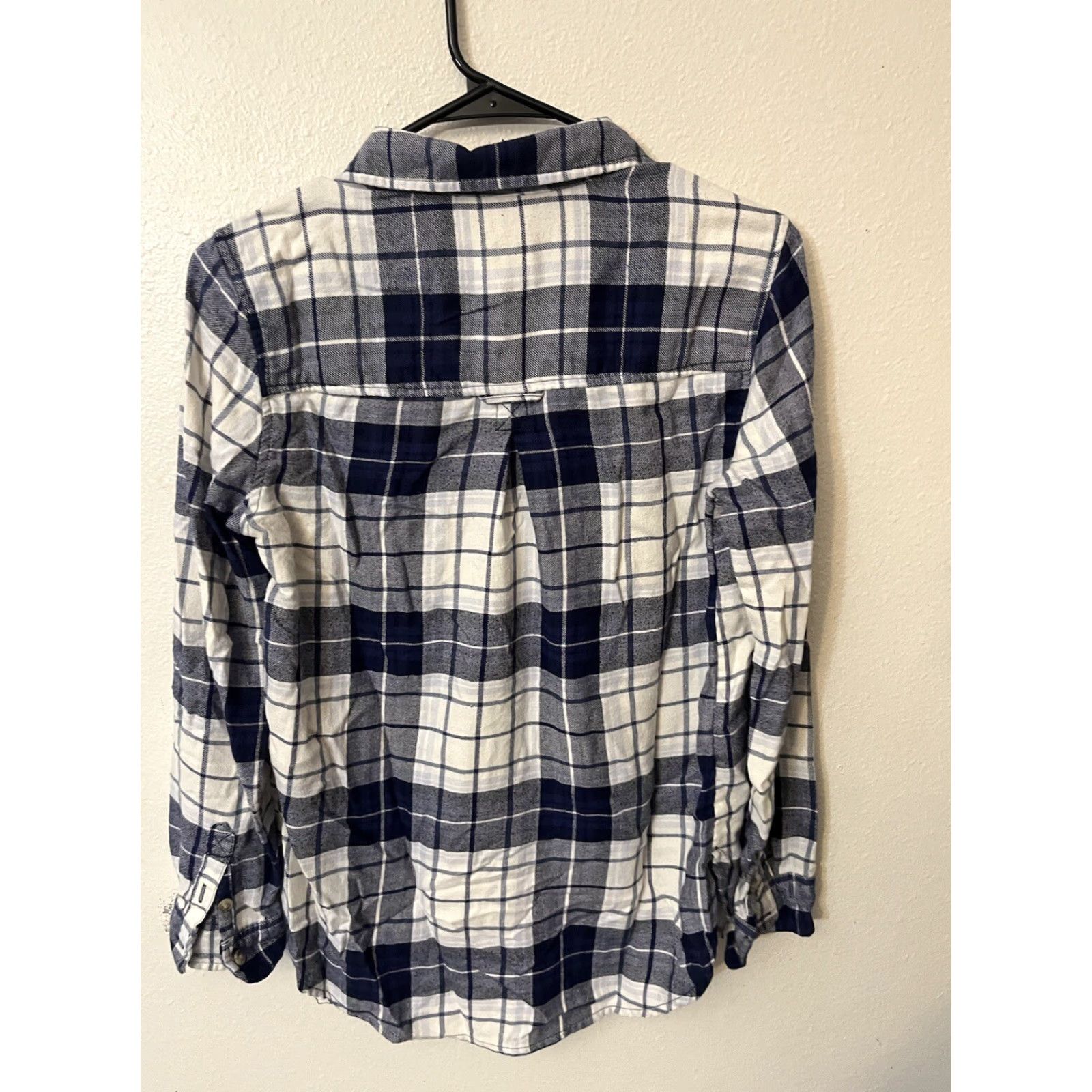 American Eagle Outfitters American Eagle Shirt Womens S Boyfriend Fit Button Up Blue Plaid Ahh Mazi Size S / US 4 / IT 40 - 3 Thumbnail