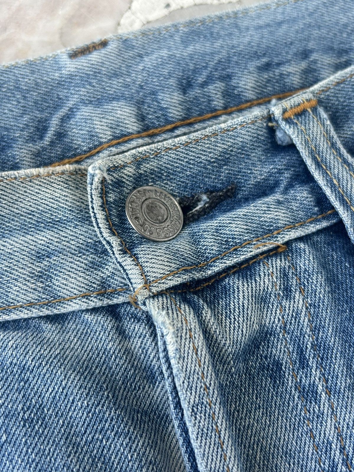 Levi's Levis 501 Vintage Ripped Denim Shorts Size US 31 - 6 Thumbnail