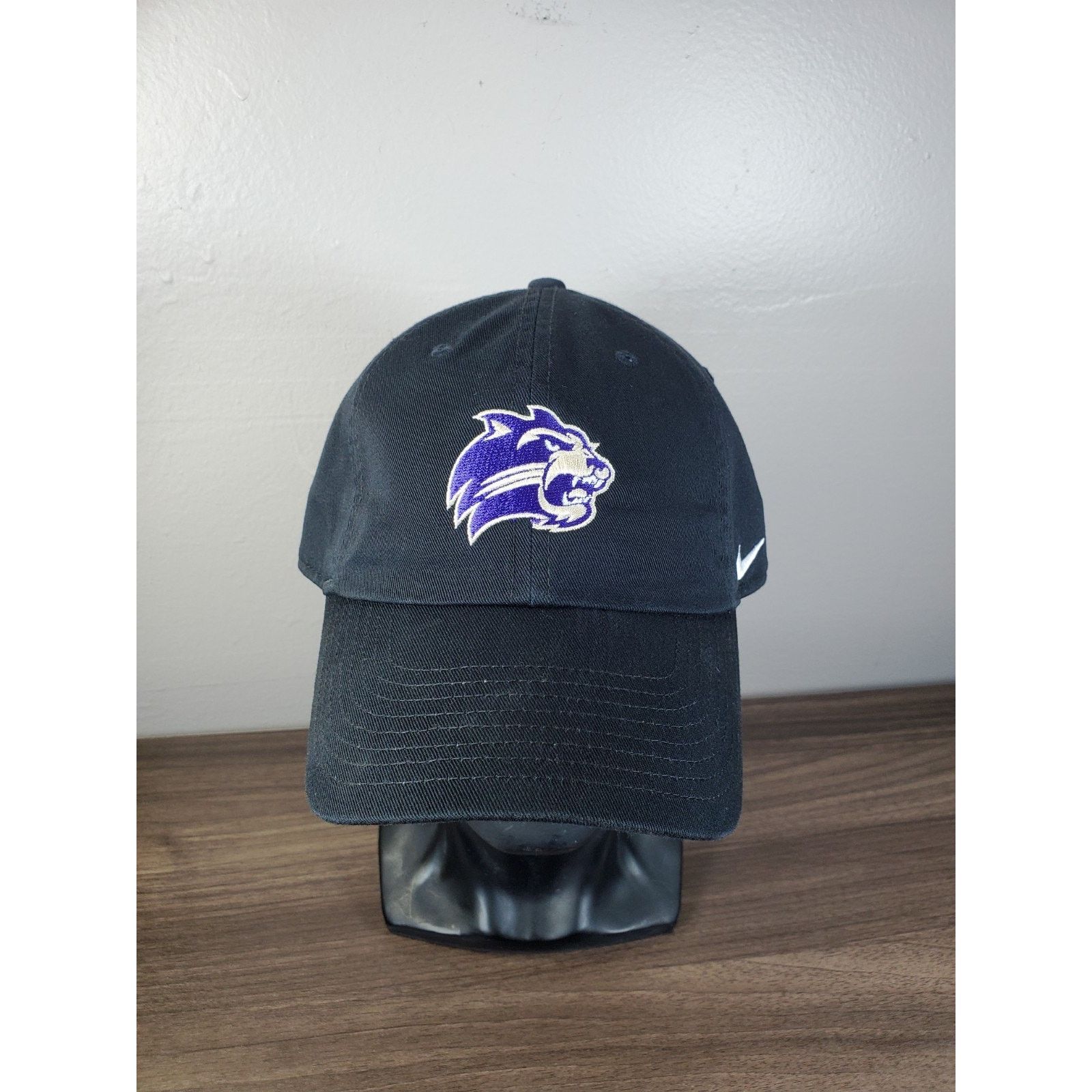 NCAA × Nike Western Carolina Catamounts Hat Cap Swoosh Football Size ONE SIZE - 2 Thumbnail