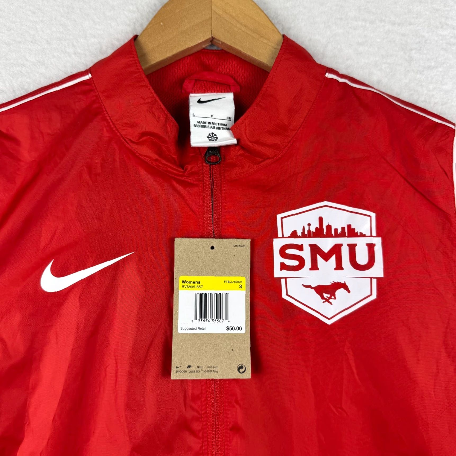 Nike Nike Womens S Red SMU Texas Full Zip Rain Jacket BV6895-657 Size S / US 4 / IT 40 - 2 Thumbnail