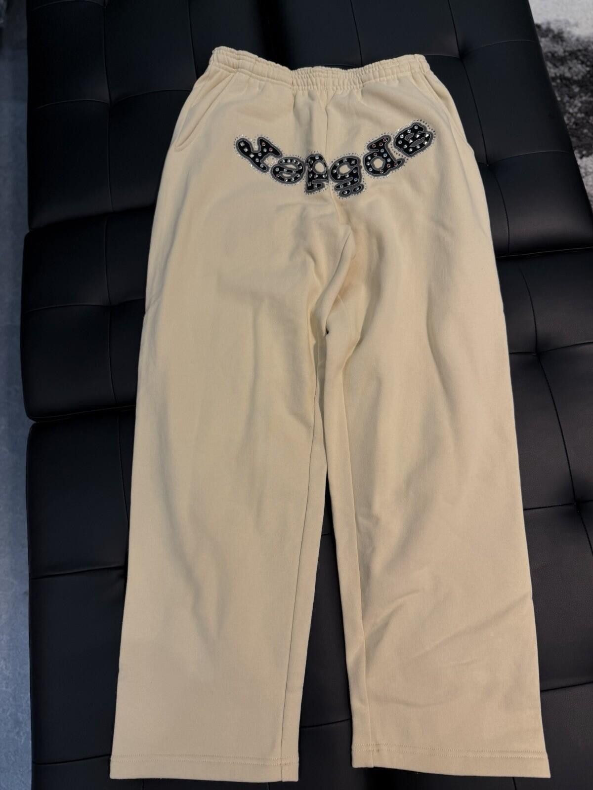 Sp5der Size Small - Sp5der Worldwide Cream Stone Sweatpants Spider Size US 30 / EU 46 - 1 Thumbnail