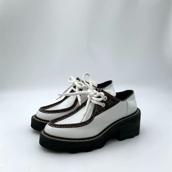 Louis Vuitton Louis Vuitton Beaubourg White Monogram Sneakers Size US 6.5 / IT 36.5 - 1 Thumbnail