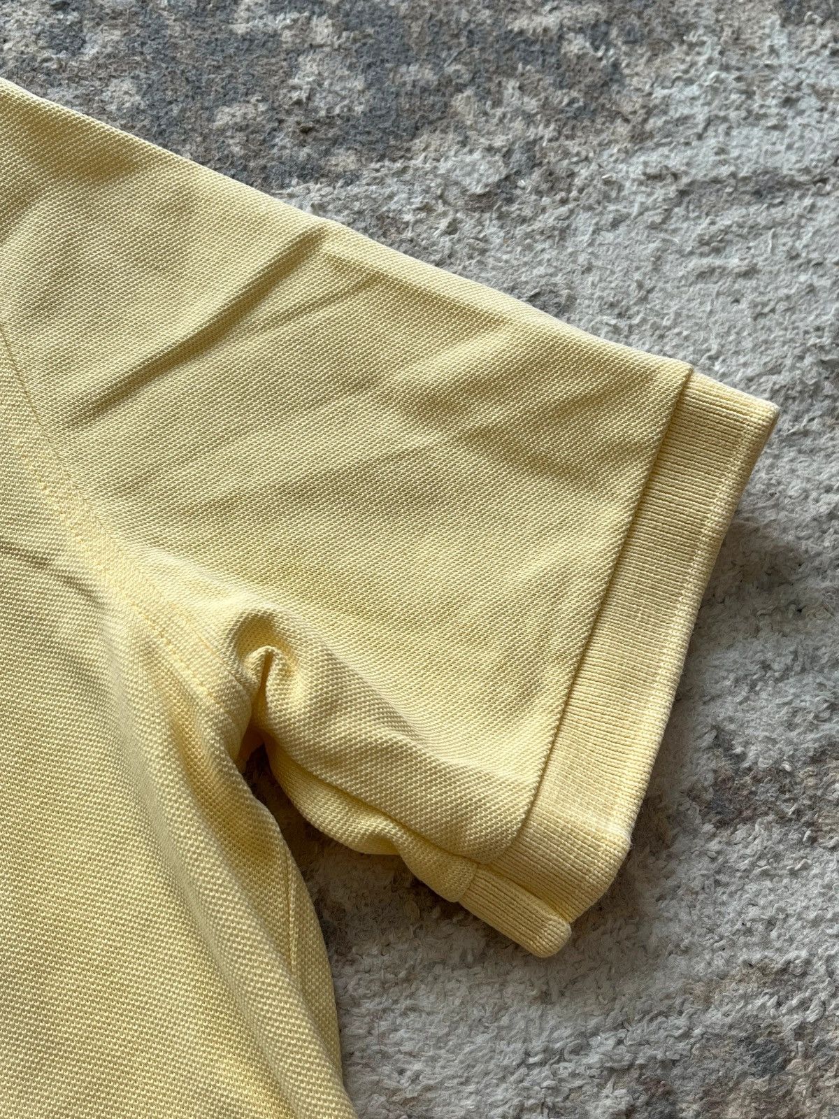 Burberry Burberry’s Polo Shirt Sz 46 / XS Yellow Embroidered Logo Size XS / US 0-2 / IT 36-38 - 4 Thumbnail
