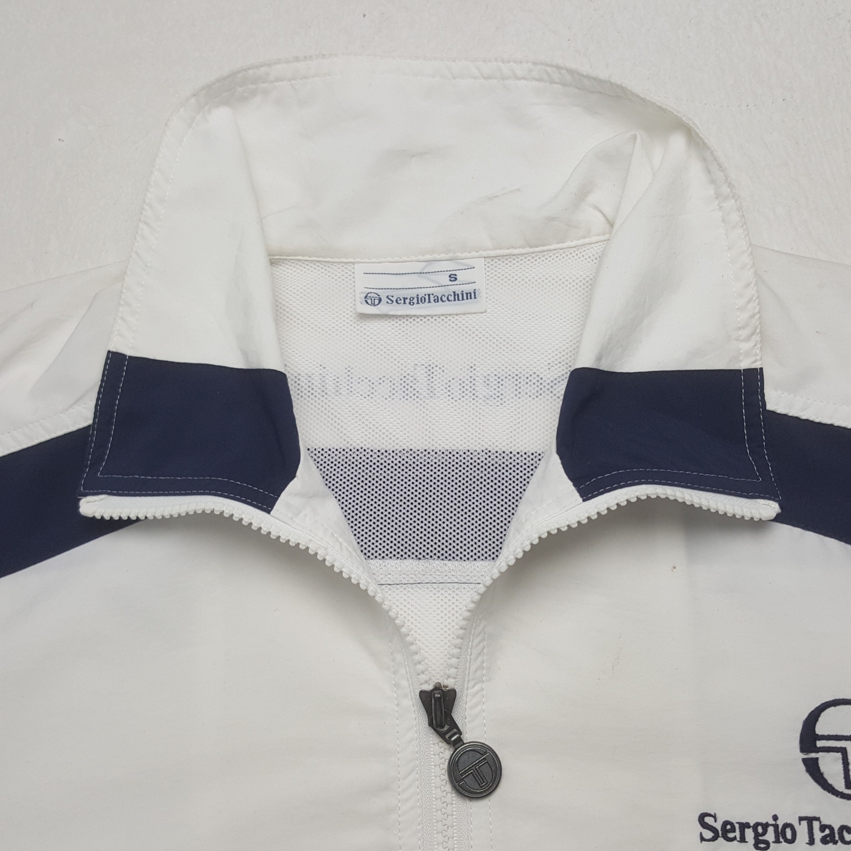 Sergio Tacchini Vintage Sergio Tacchini Tennis Sport Windbreaker Jacket RR12 Size US L / EU 52-54 / 3 - 5 Thumbnail