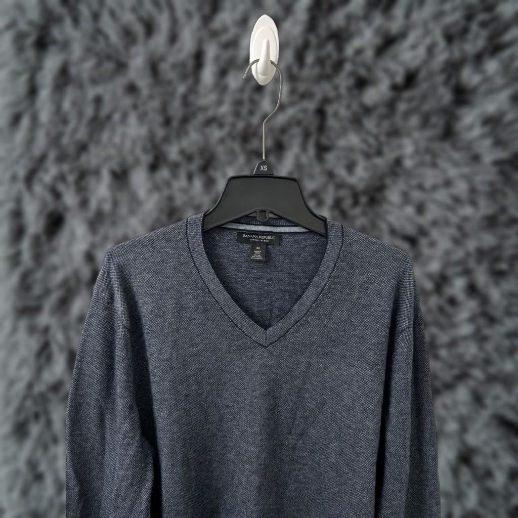 Banana Republic Banana Republic Sweater Mens Medium Blue V-Neck Silk Cotton Cashmere Luxury Blend Pullover Association Designer All Seasons Lightweight Regular Knit Size US M / EU 48-50 / 2 - 1 Thumbnail