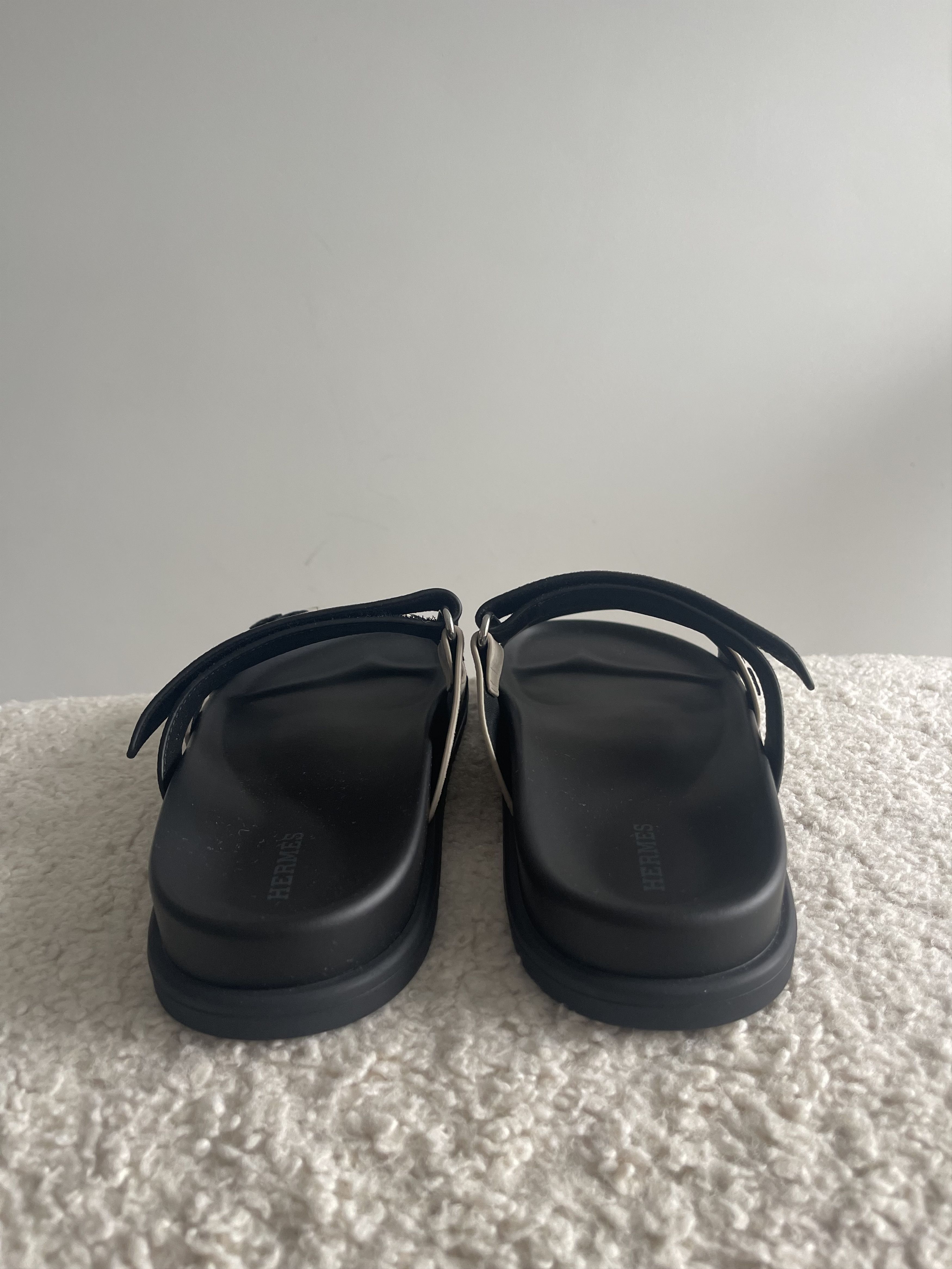 Hermes Hermes Sandal CHYPRE GOAT VELVET Size US 8 / IT 38 - 6 Thumbnail