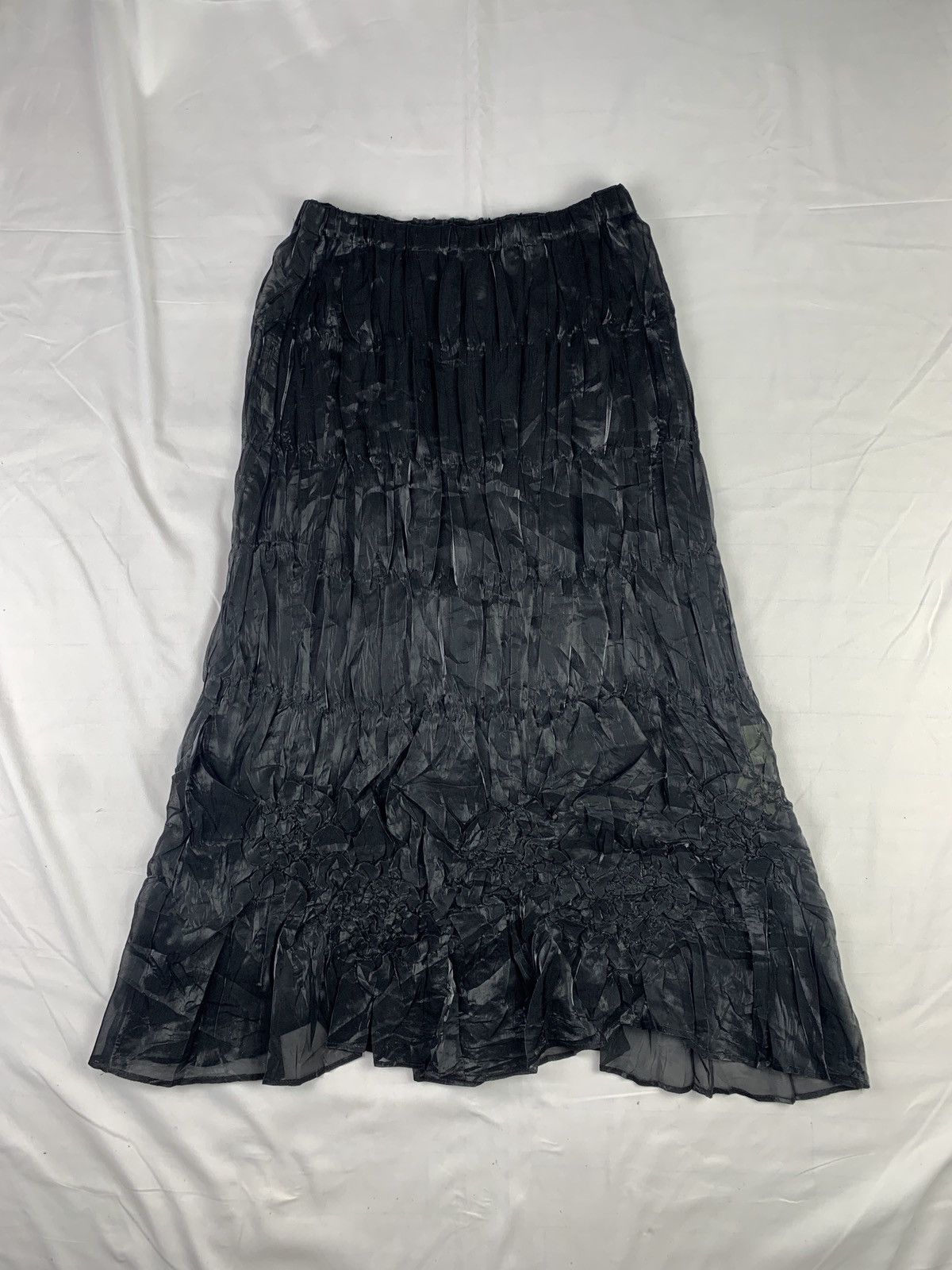 Japanese Brand 2000s Wriqle Japan Unstructured Wrinkle Pleats Maxi Skirt Size 27" / US 4 / IT 40 - 1 Thumbnail