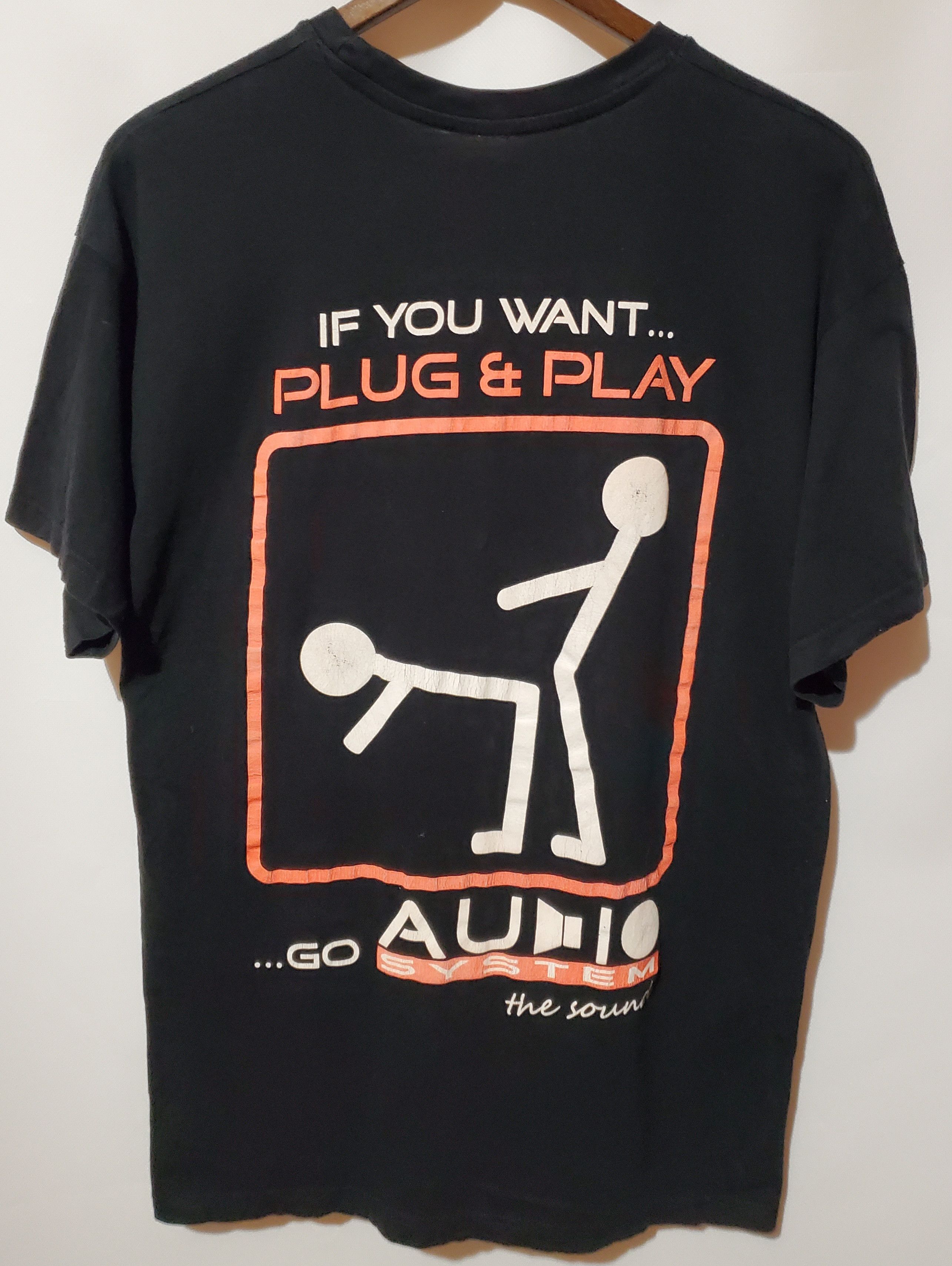 Vintage Vintage If you plug&play go audio system Tshirt size L Size US L / EU 52-54 / 3 - 1 Thumbnail