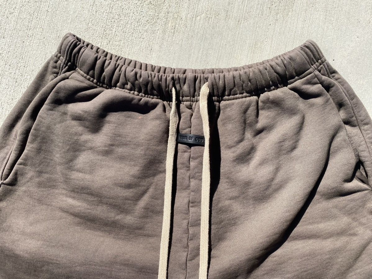 Fear of God Fear of God 8th Collection Sweatshort Small Olive Retail$505 Size US 32 / EU 48 - 2 Thumbnail