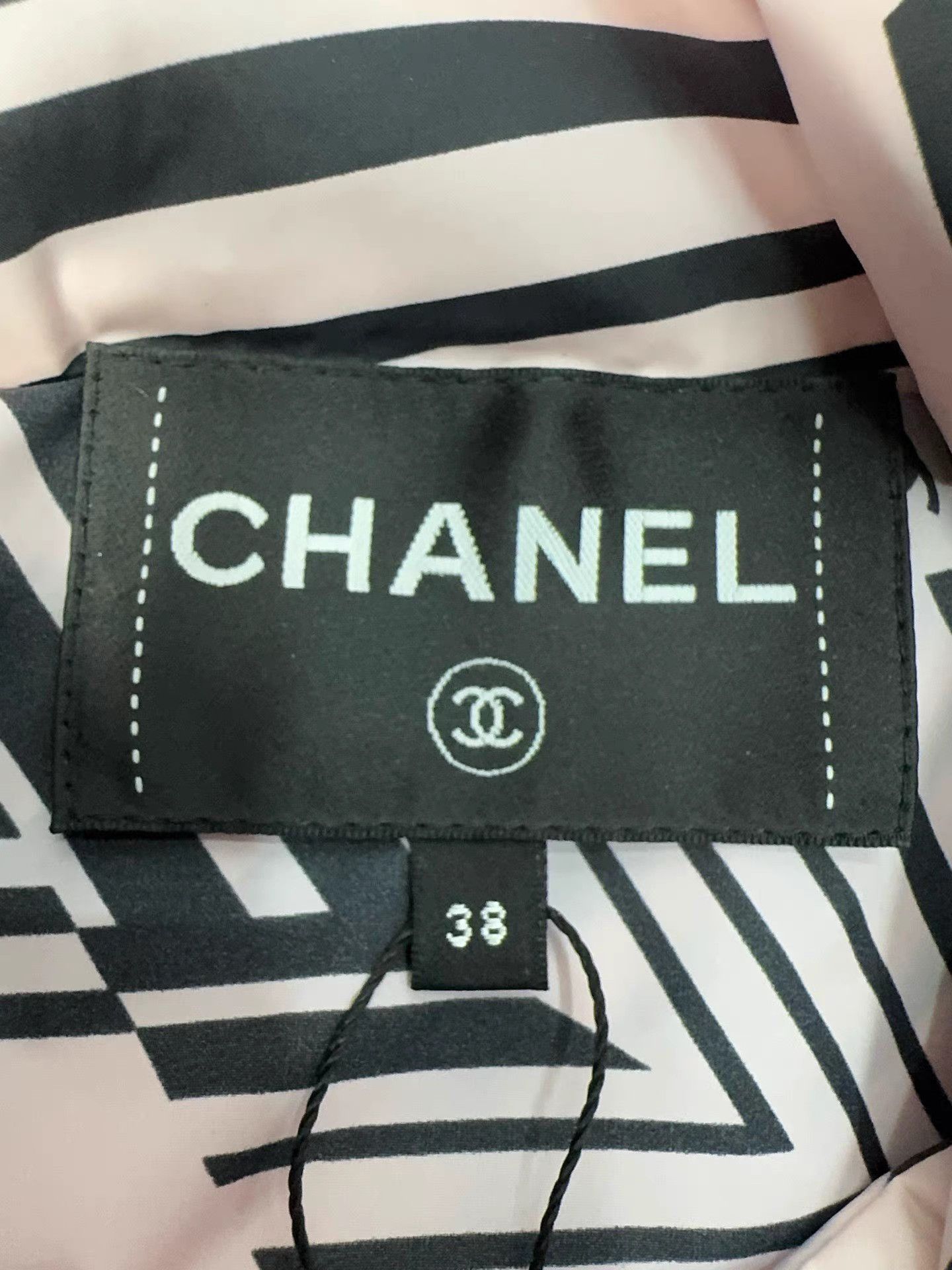 Chanel Chanel Coco Beach Pink Star Windbreaker K2 Size XS / US 0-2 / IT 36-38 - 3 Thumbnail