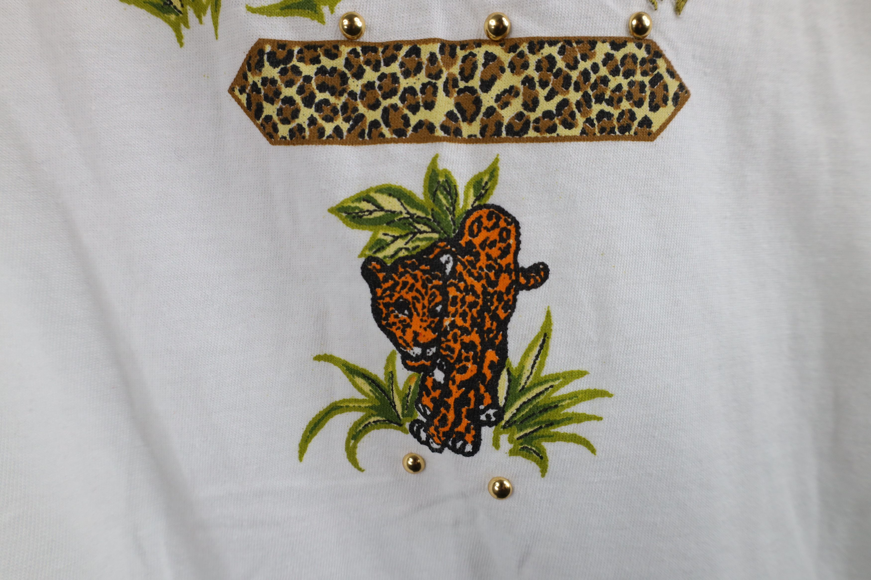 Vintage Vintage 90s Streetwear Safari Zebra Lion Tiger T-Shirt White Size US L / EU 52-54 / 3 - 6 Thumbnail