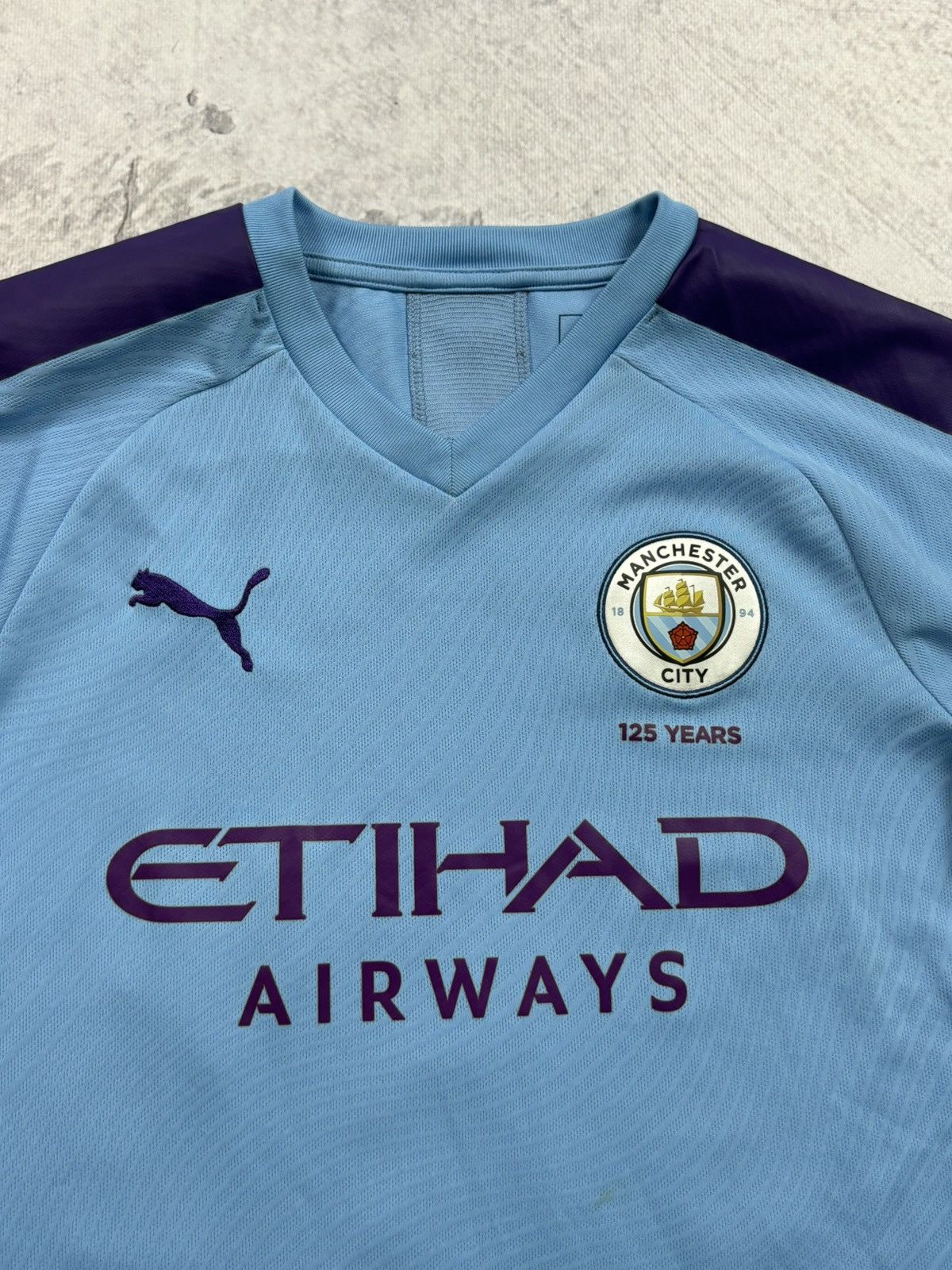 Puma × Vintage KUN AGUERO MANCHESTER CITY JERSEY PUMA PREMIER LEAGUE Size US S / EU 44-46 / 1 - 7 Thumbnail