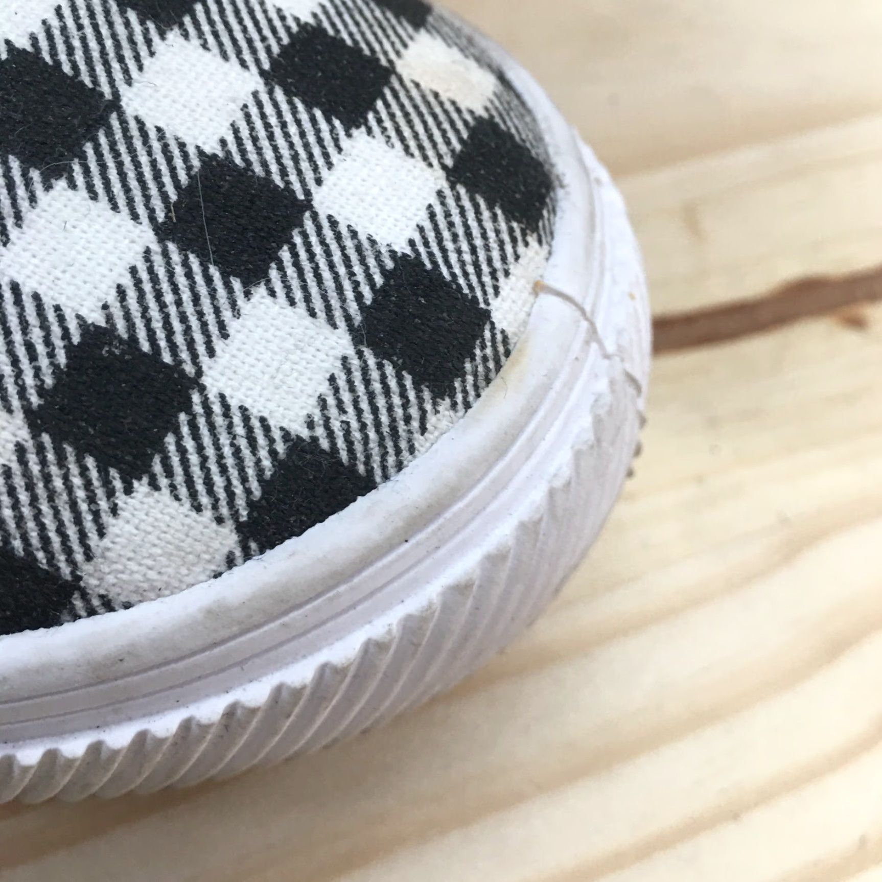 H&M H&M Divided Shoes Women Plaid Casual Low Top Lace Up Sneakers Black White Size M / US 6-8 / IT 42-44 - 4 Thumbnail