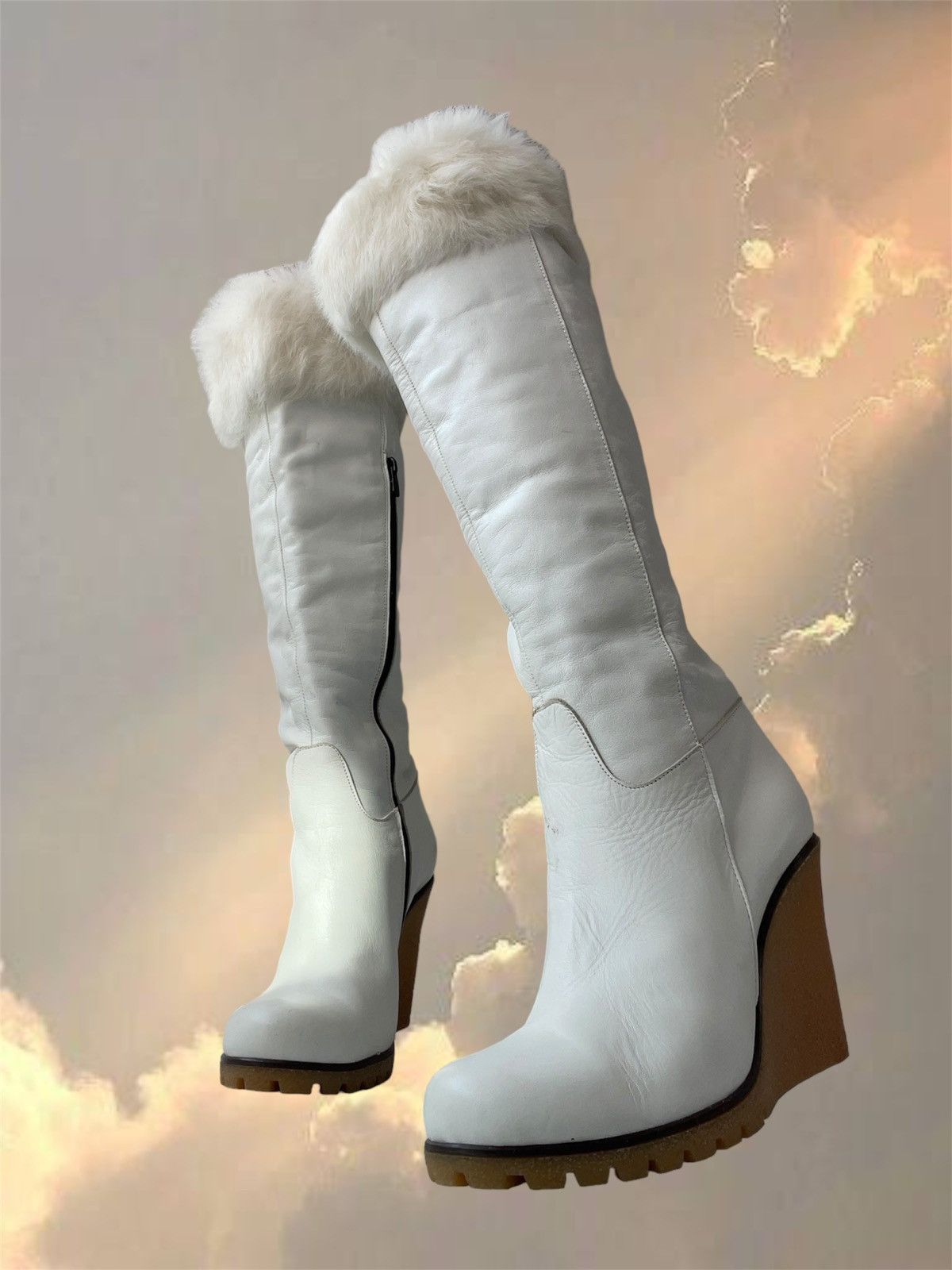 Arsun Zipped Boots in shiny leather