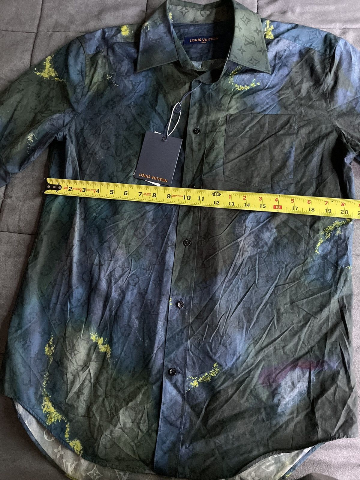 Louis Vuitton Louis Vuitton Tie Dye Monogram Shirt Size US L / EU 52-54 / 3 - 6 Thumbnail