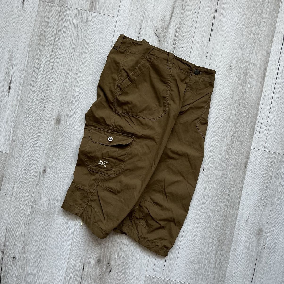 Arc'teryx Vintage Arcteryx Cargo Bondage Shorts Breeches Y2K Brown Size US 32 / EU 48 - 2 Thumbnail