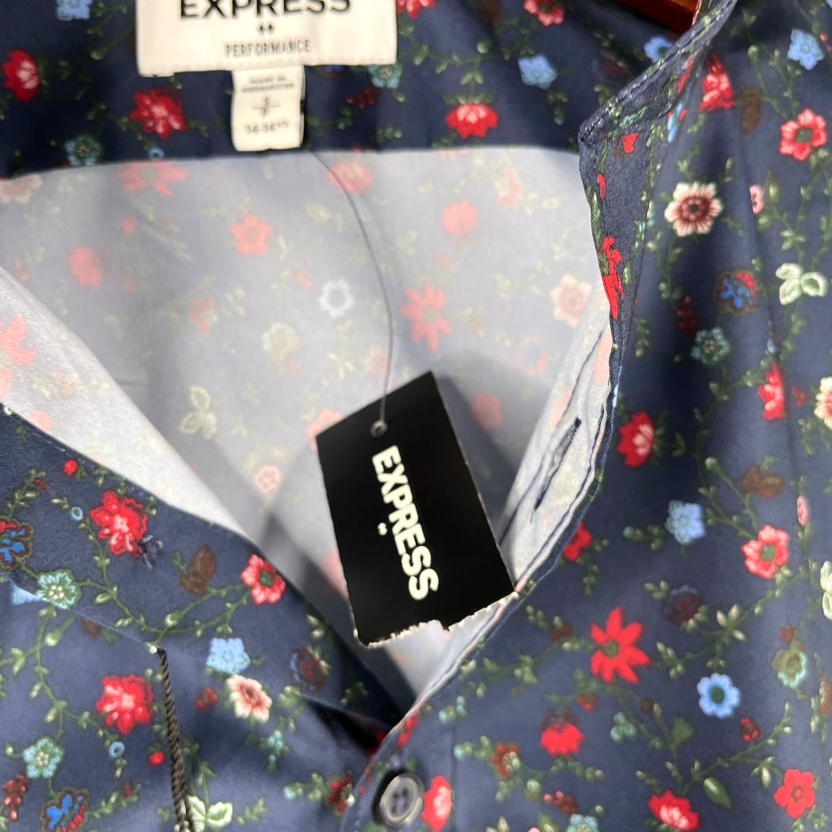 Express Express Shirt Navy Floral Button-Up Long Sleeve Slim Extra Small NEW Size US S / EU 44-46 / 1 - 7 Thumbnail