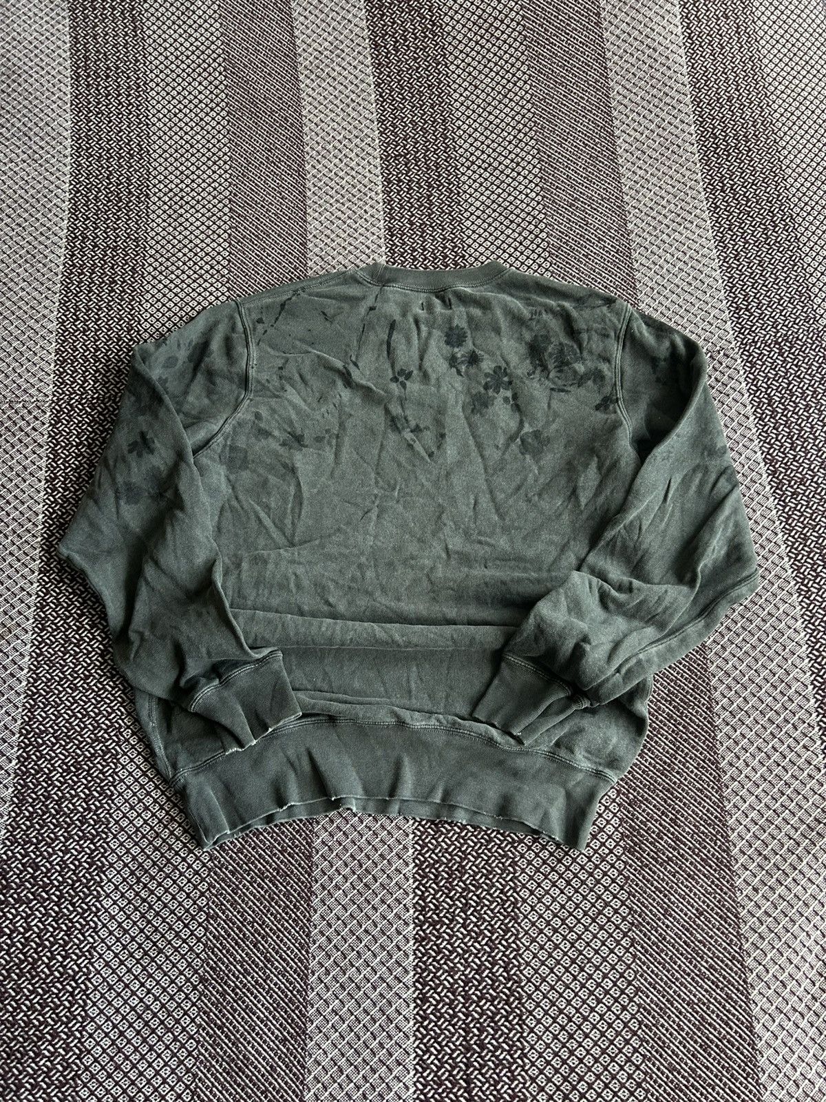 Diesel Vintage Diesel Distressed Sweatshirt Unisex Avantgarde Sz L Size US L / EU 52-54 / 3 - 12 Thumbnail