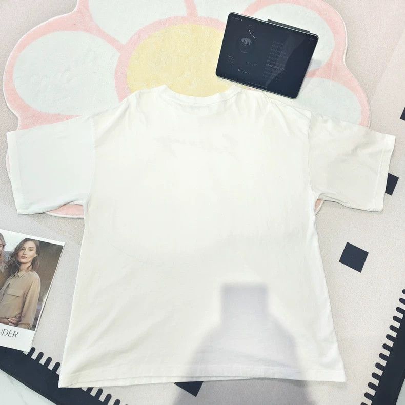 Balenciaga Balenciaga White Short Sleeve T-Shirt with Red Cursive Log Size US M / EU 48-50 / 2 - 2 Thumbnail