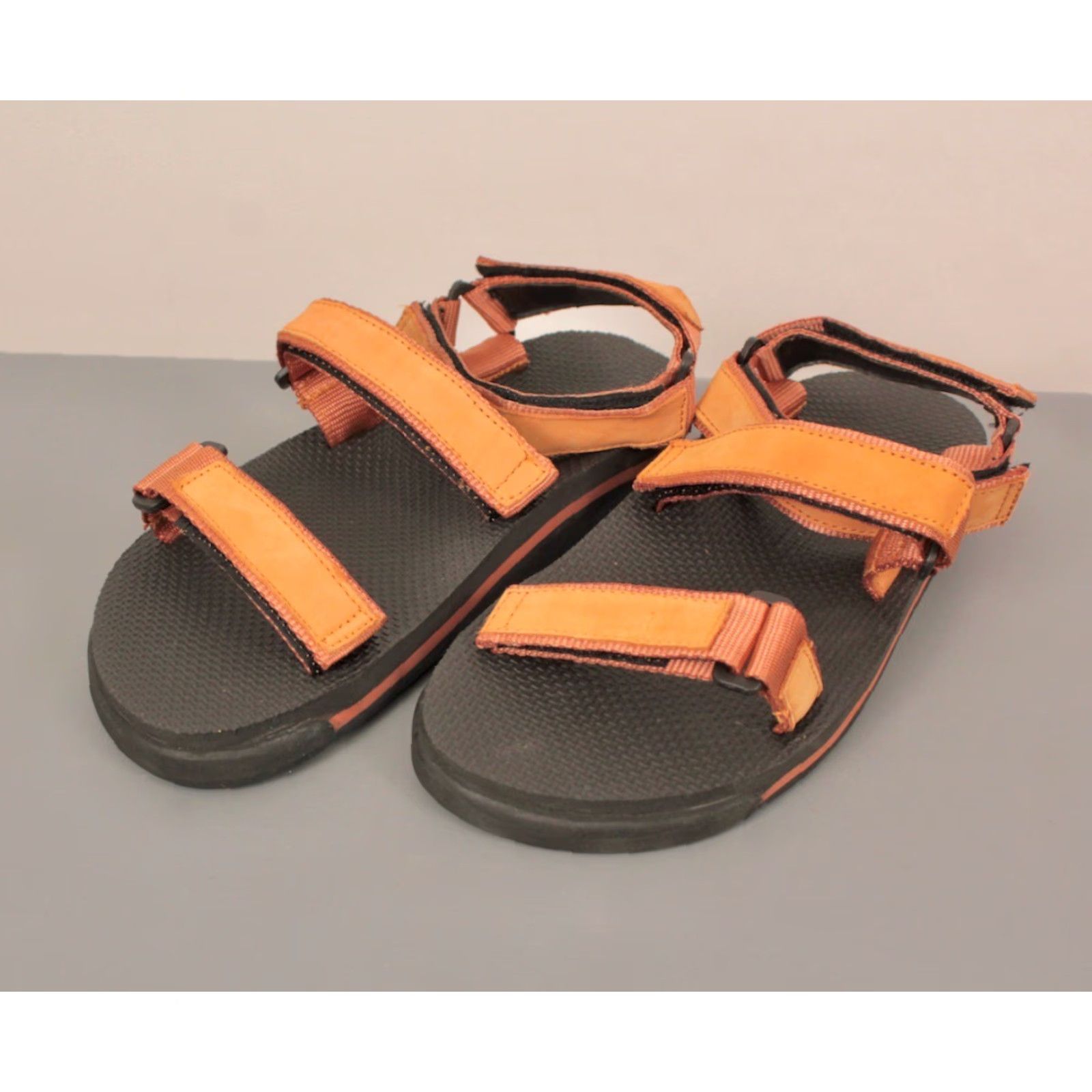 Levi's VINTAGE Levi's Sandals Mens 9 M Tan Leather 1990s Y2K Discos Nostalgic Footwear Size ONE SIZE - 2 Thumbnail