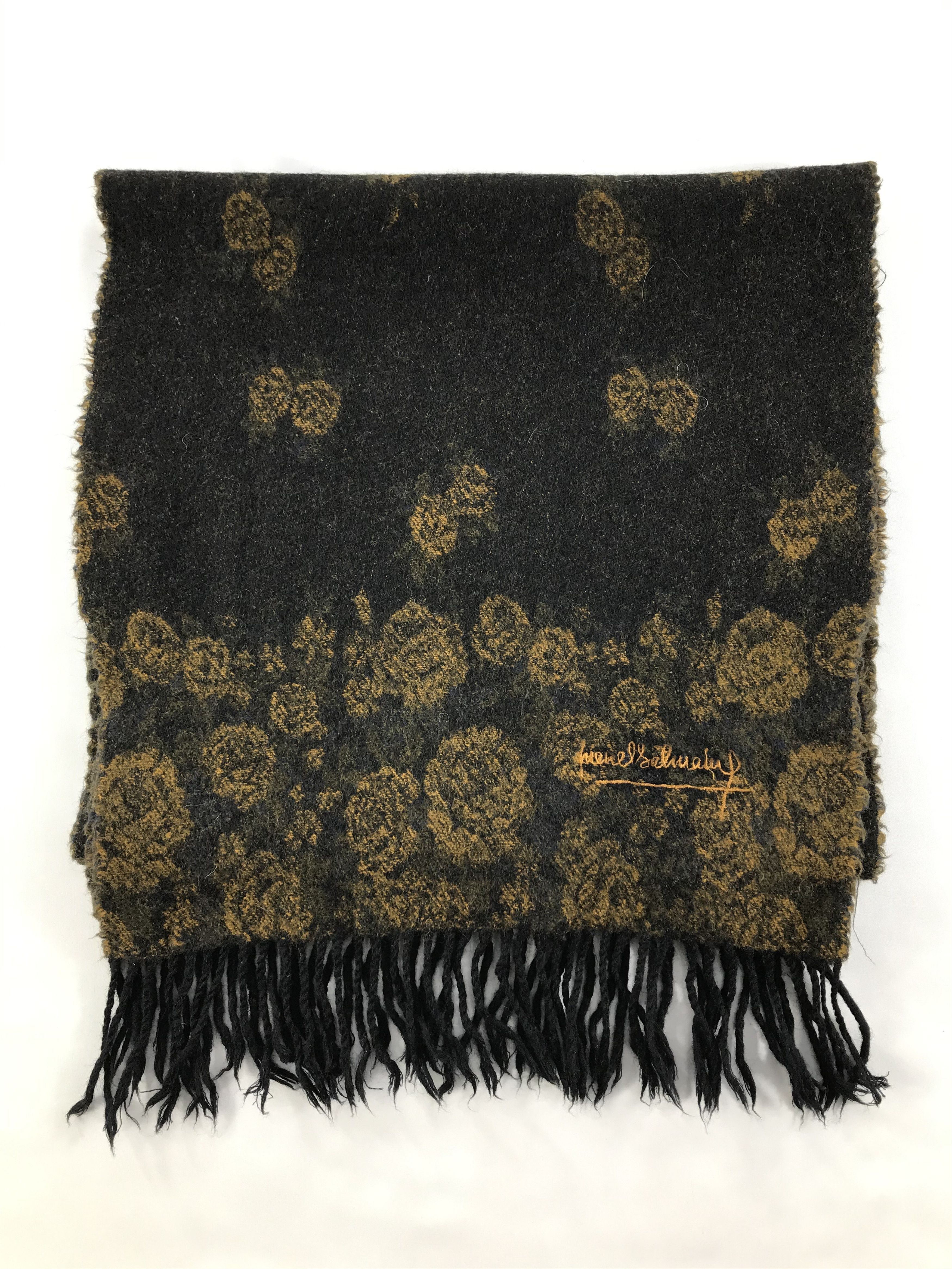 Pierre Balmain Vintage Pierre Balmain Scarf/Muffler/Neckwear MF1342 Size ONE SIZE - 2 Thumbnail