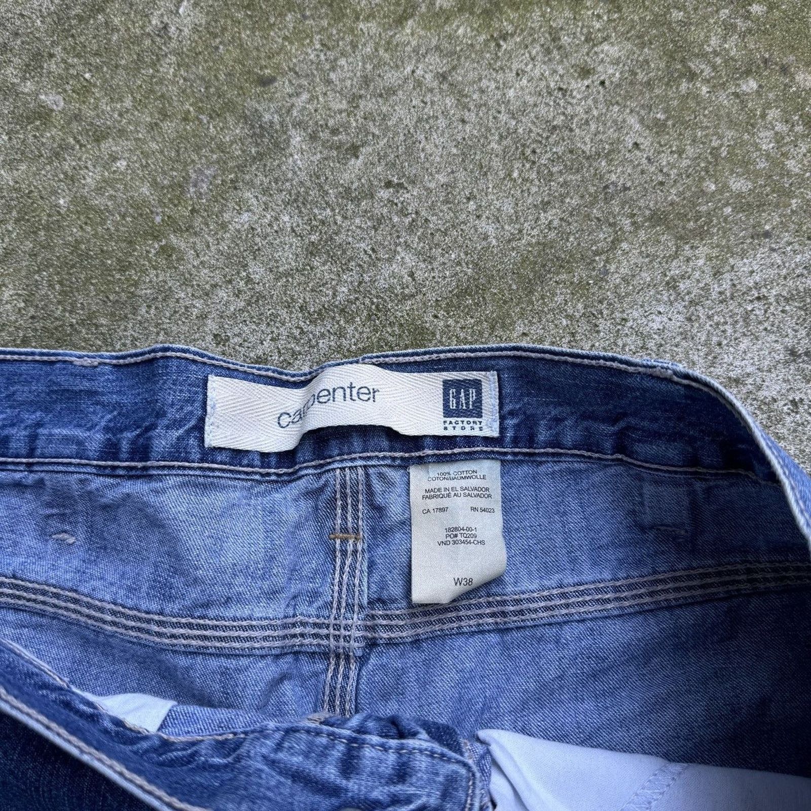 Gap Vintage Y2K Gap Faded Baggy Carpenter Skater Jean Shorts Size US 38 / EU 54 - 6 Thumbnail
