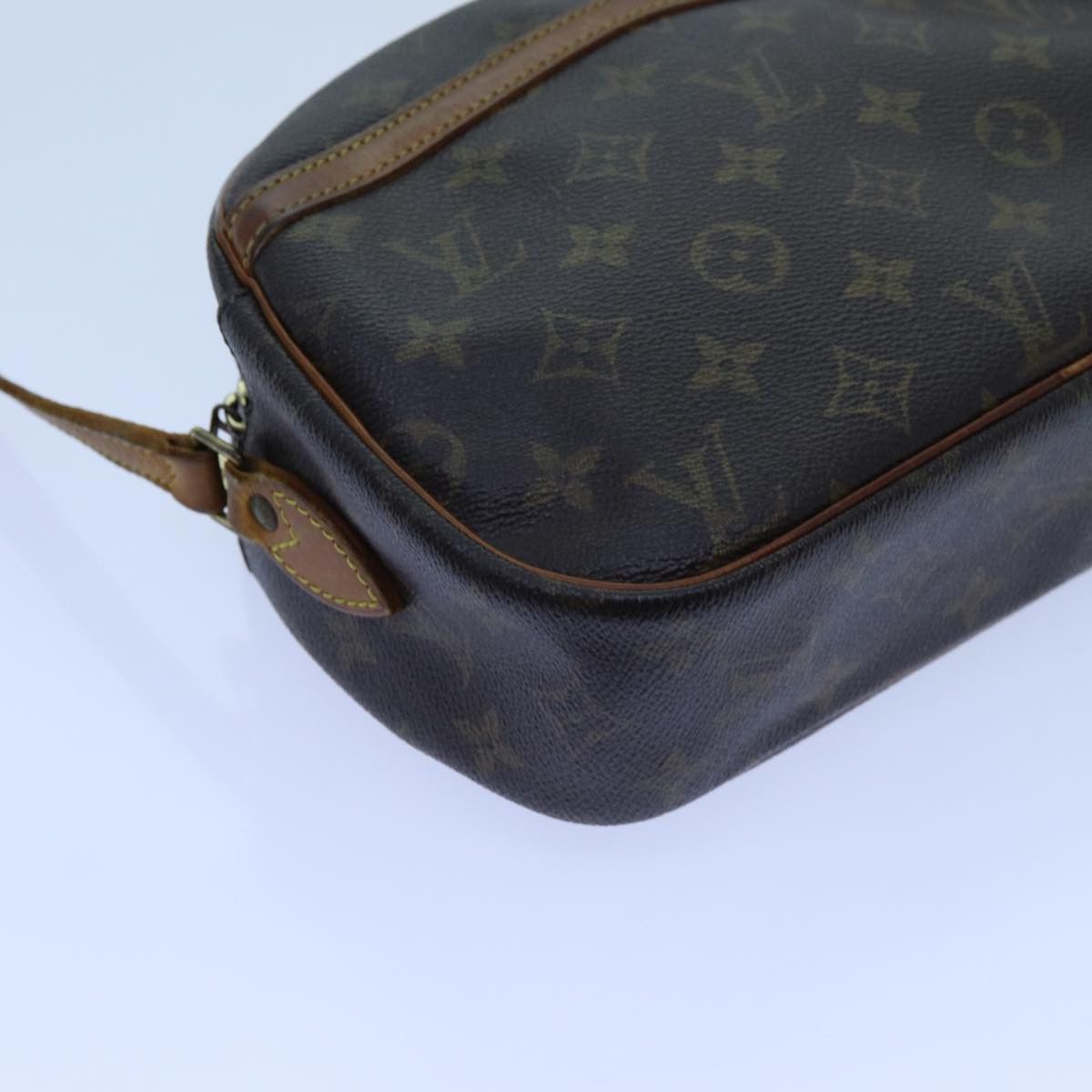 Louis Vuitton LOUIS VUITTON Monogram Blois Shoulder Bag M51221 Size ONE SIZE - 16 Thumbnail