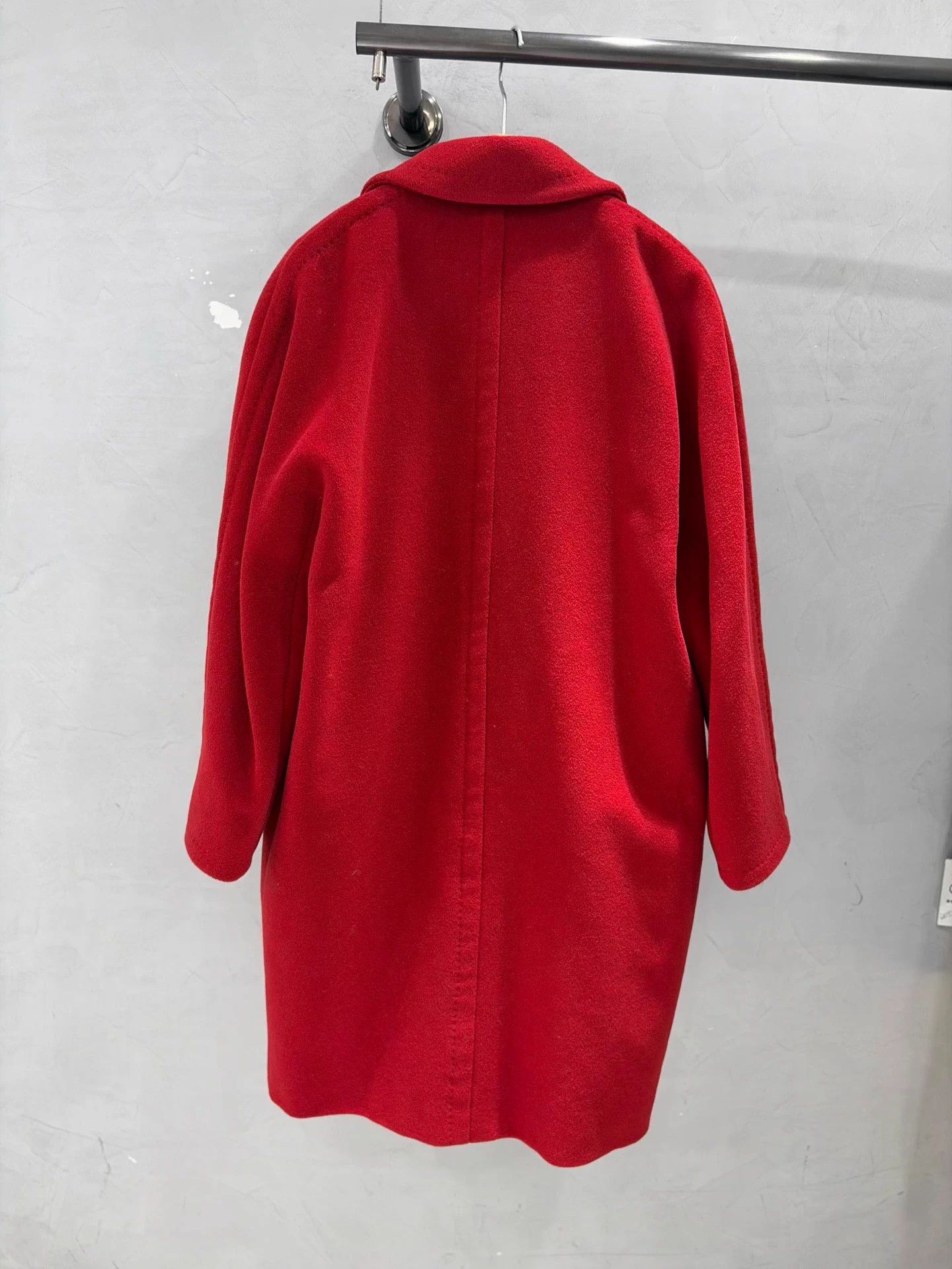 MaxMara NY 101801 Short Red 100% Camel Hair Coat 32