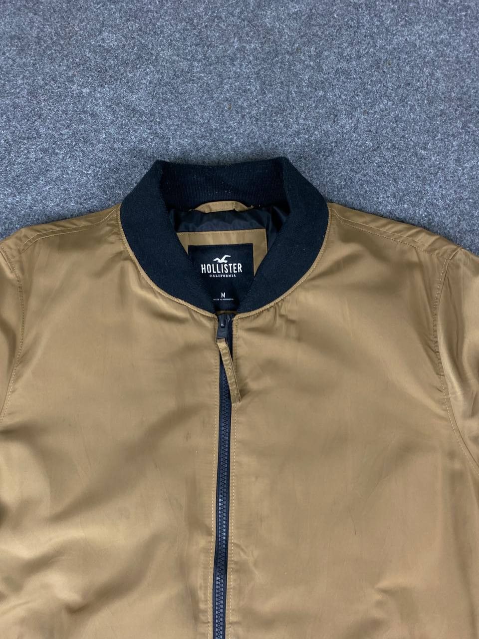Hollister hollister thin bomber jacket nice design Size US M / EU 48-50 / 2 - 2 Thumbnail