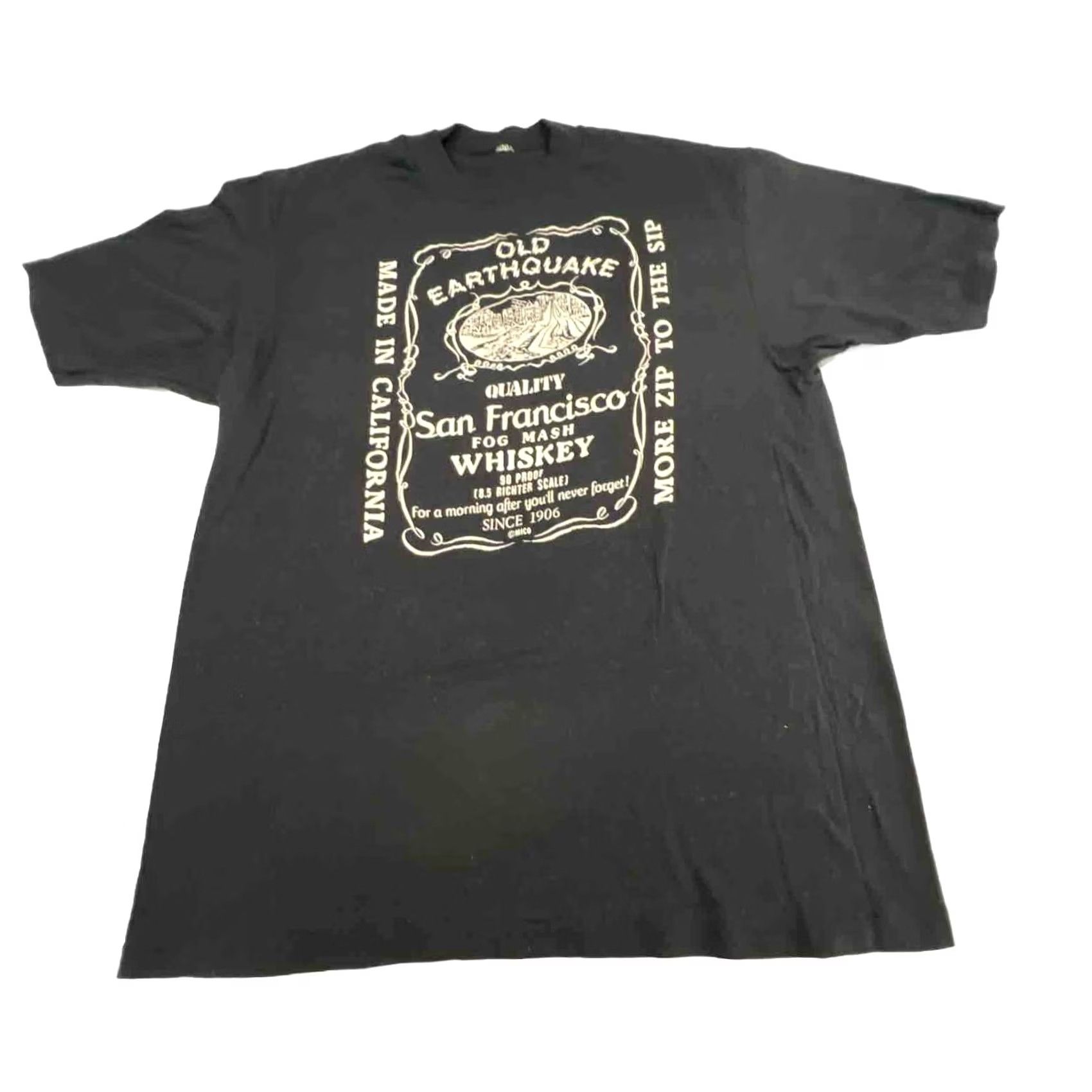 Vintage VINTAGE Old Earthquake Fog Mash Whiskey San Francisco t shirt Men Large Black Cotton 1980s Unbranded Graphic Tee Mens Size US L / EU 52-54 / 3 - 3 Thumbnail