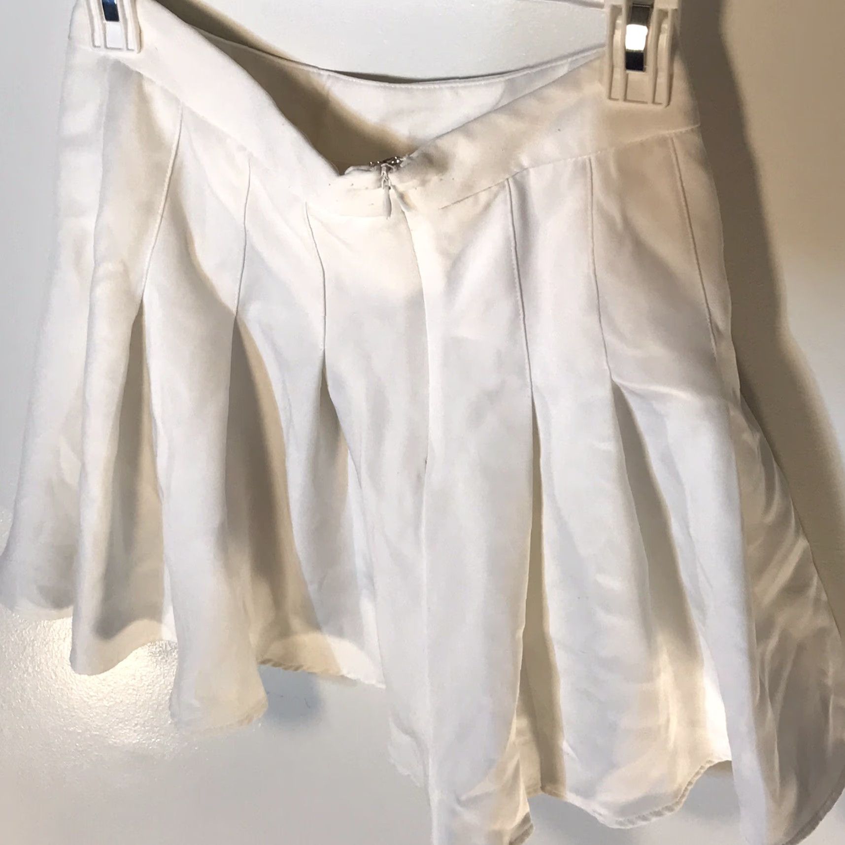 Shein Shein White Pleated Ruffle Mini Skirt Womens Size S Spring Summer Casual Party Travel Workwear Size 28" / US 6 / IT 42 - 3 Thumbnail