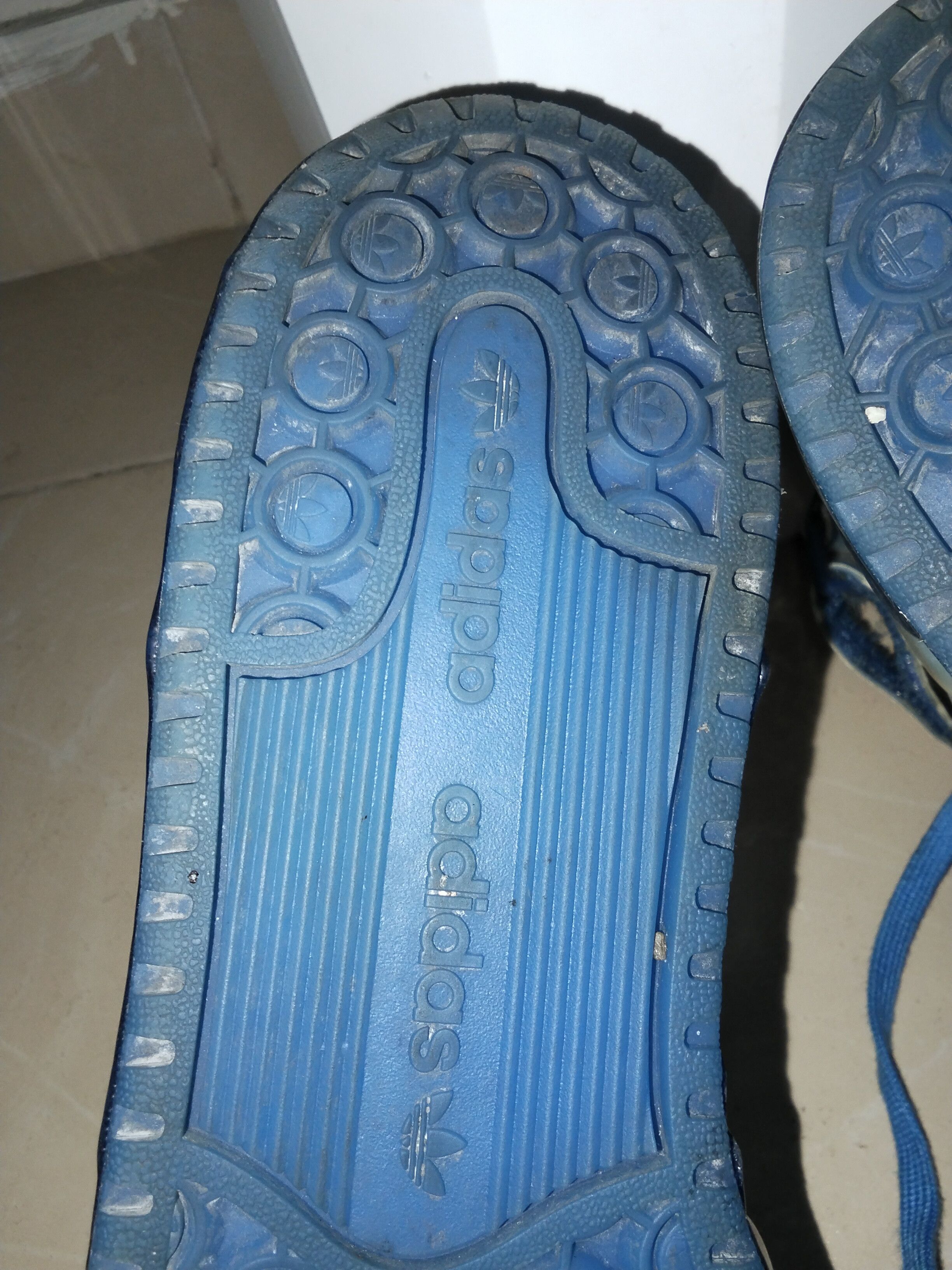 Adidas × Jeremy Scott Adidas x Jeremy Scott Forum Hi "Dipped Blue" sneaker. Size US 8 / EU 41 - 8 Thumbnail